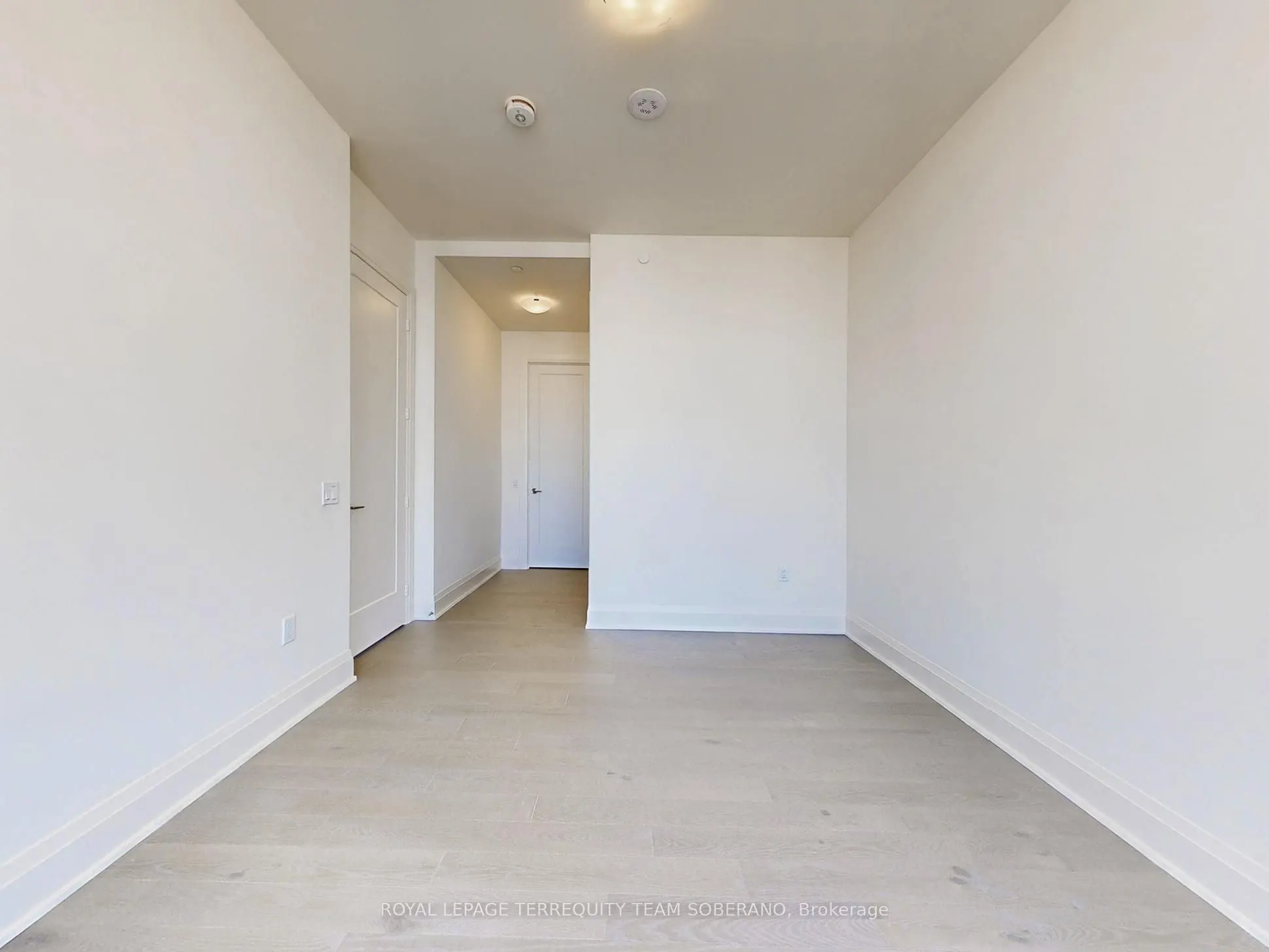 8960 Jane Street, #PH109