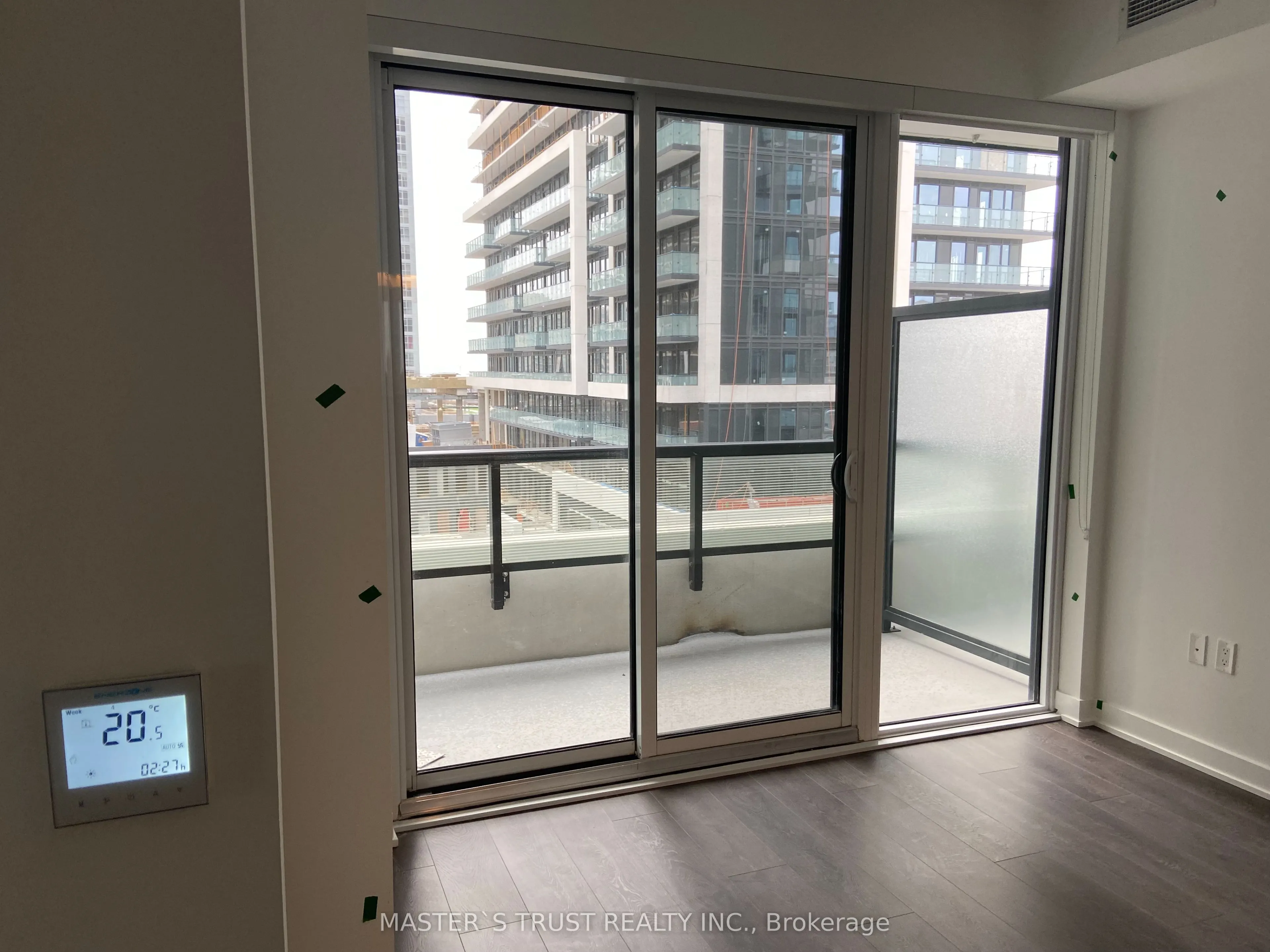 85 Oneida Crescent, #509