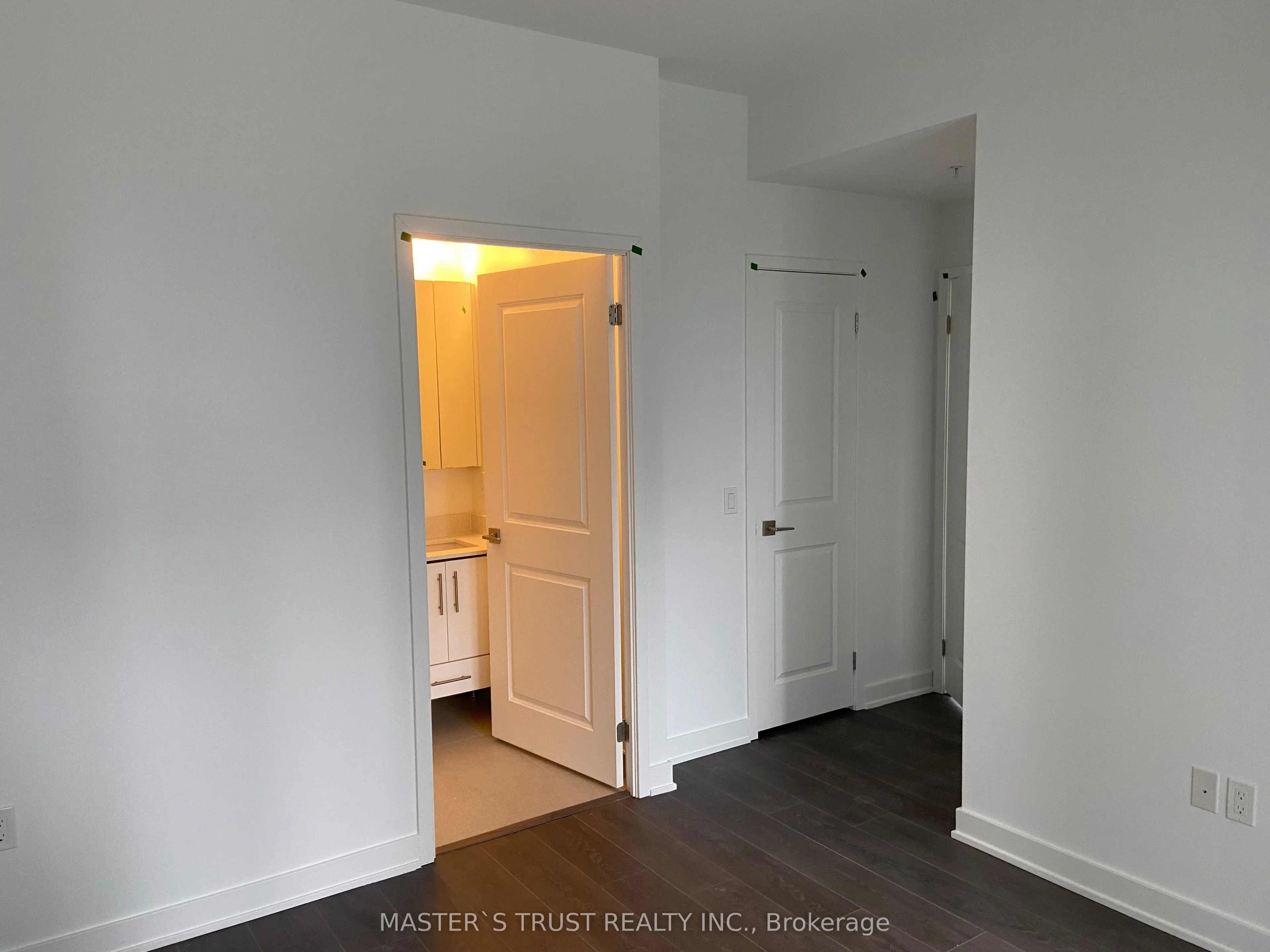 85 Oneida Crescent, #509
