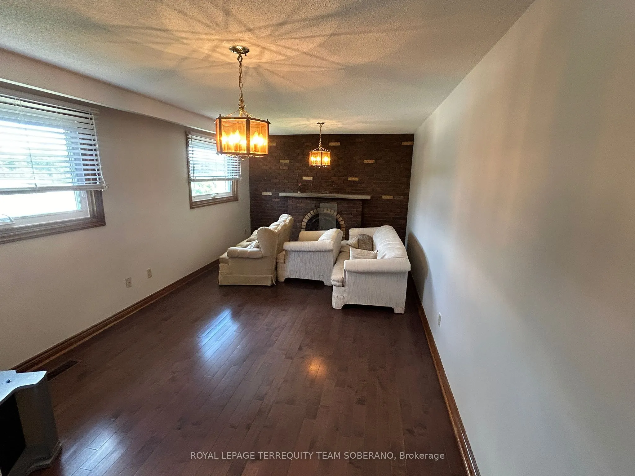 10 Moonstone Place, #Upper