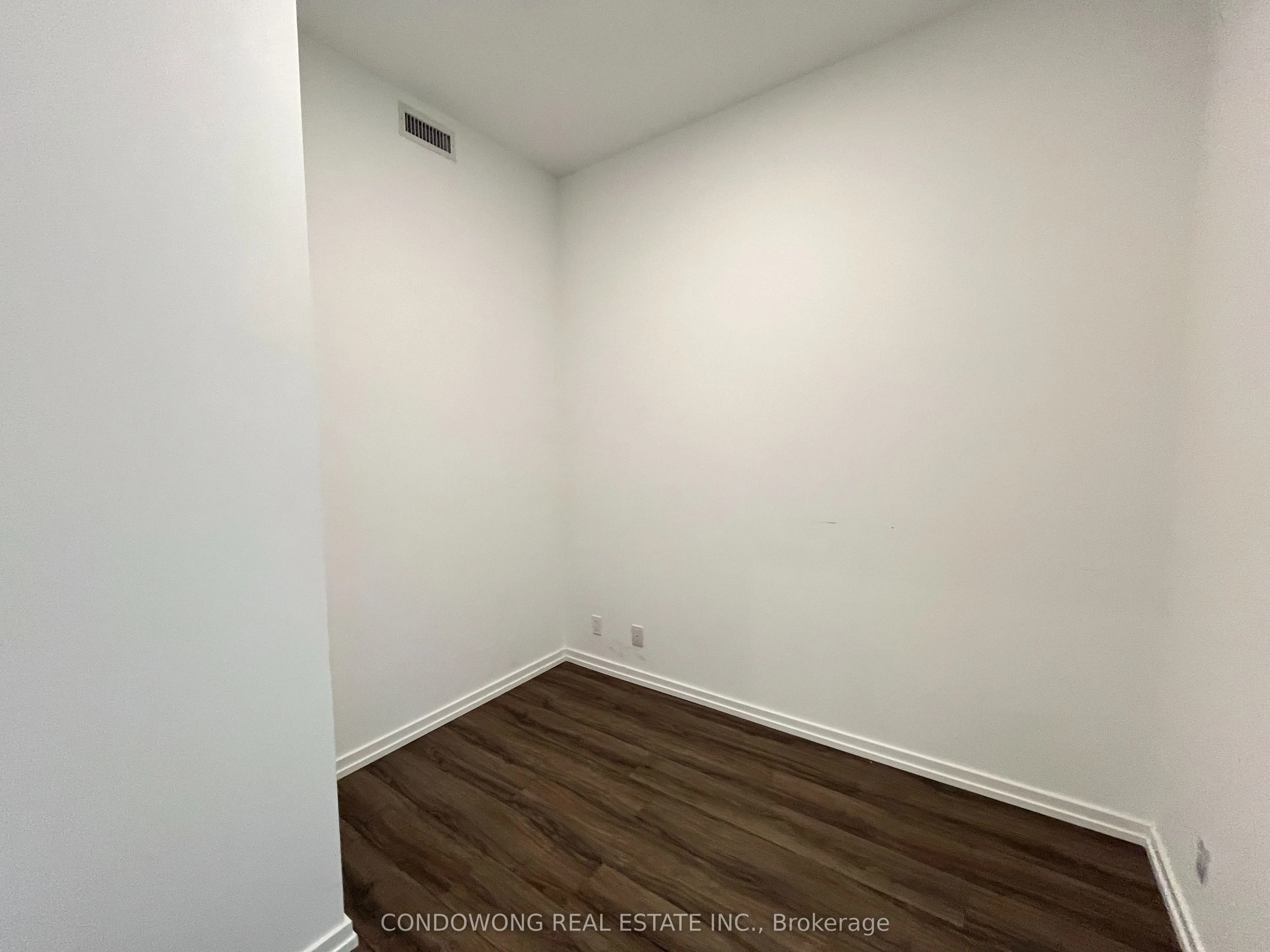1000 Portage Parkway, #2506