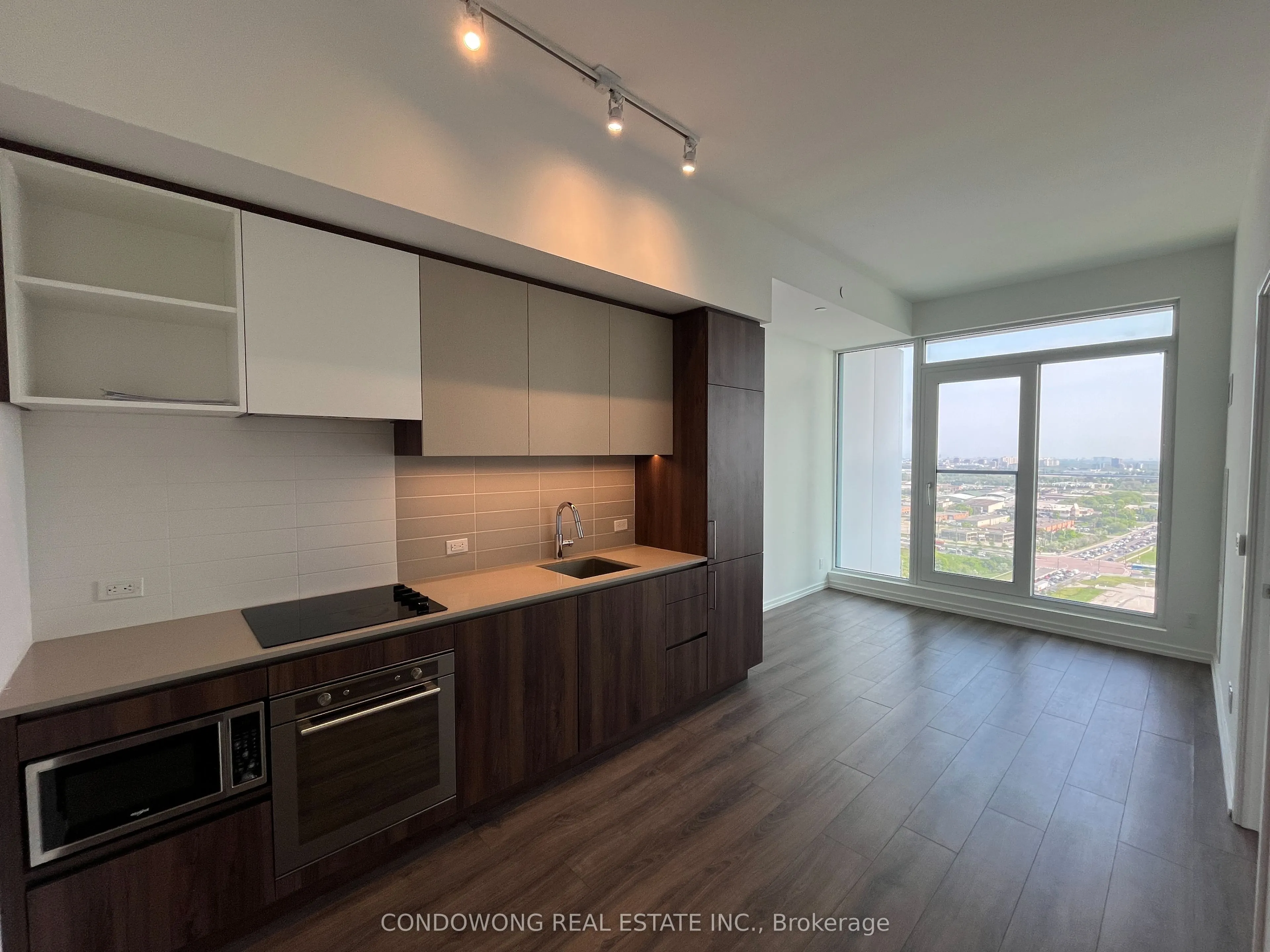 1000 Portage Parkway, #2506