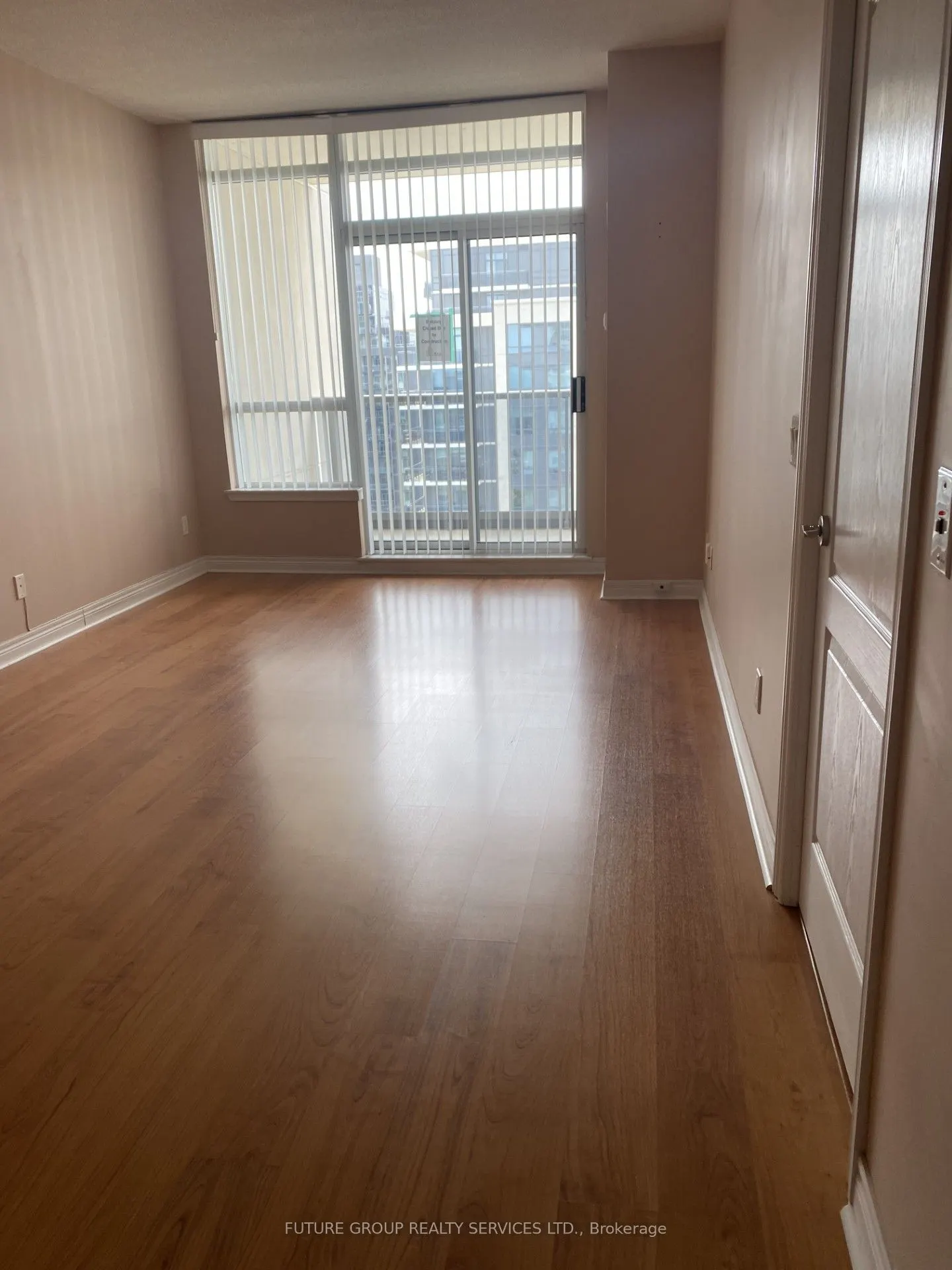 60 Disera Drive, #1408