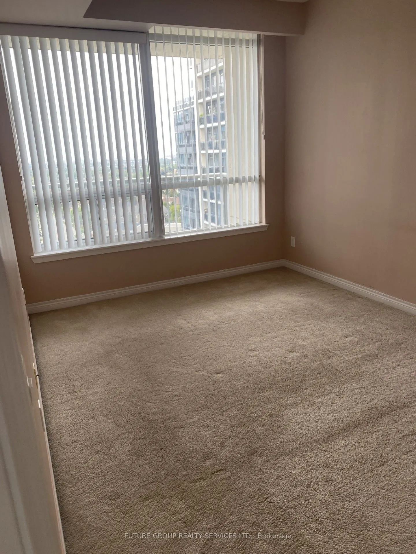 60 Disera Drive, #1408
