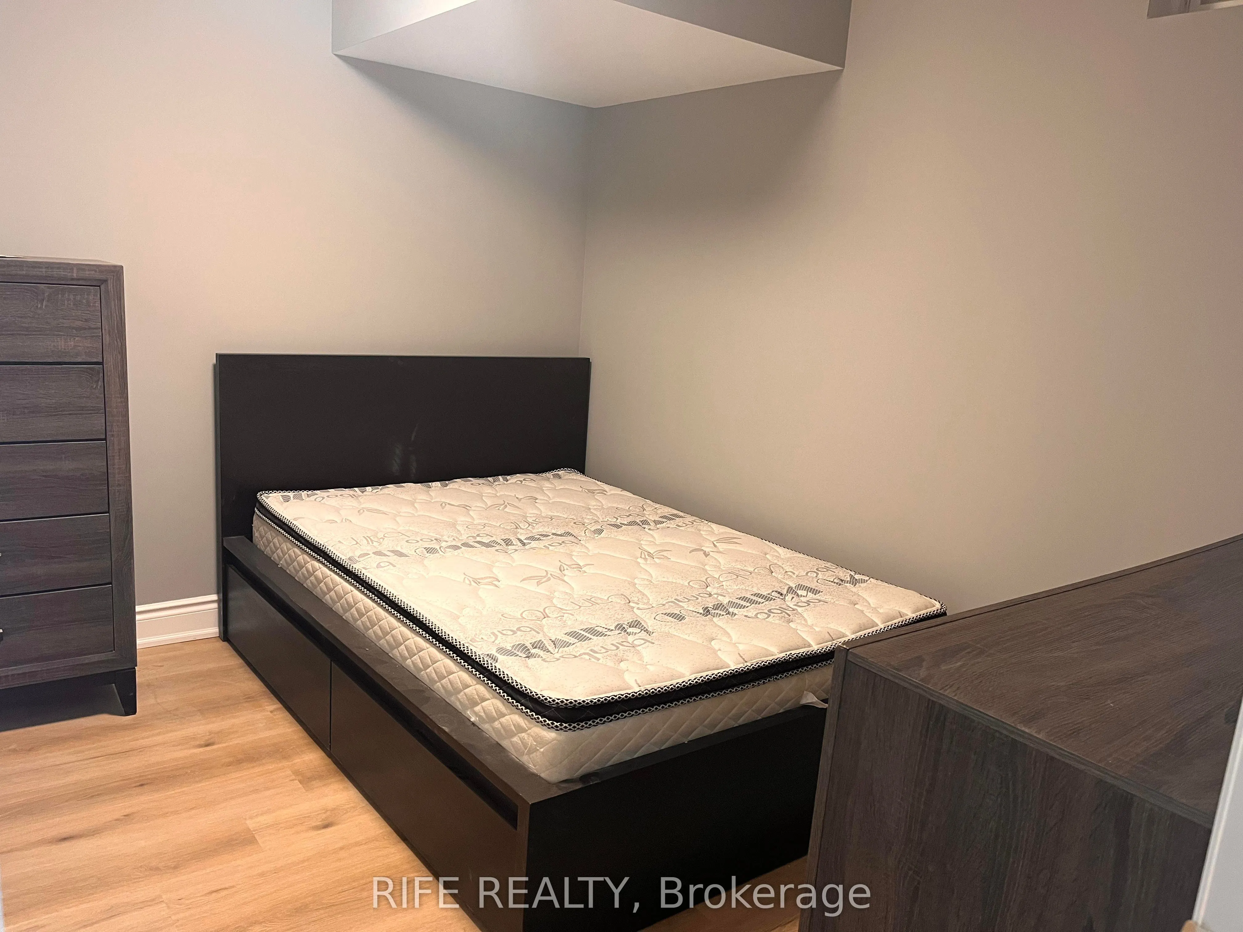 59 Barrington Crescent, #Bsmt