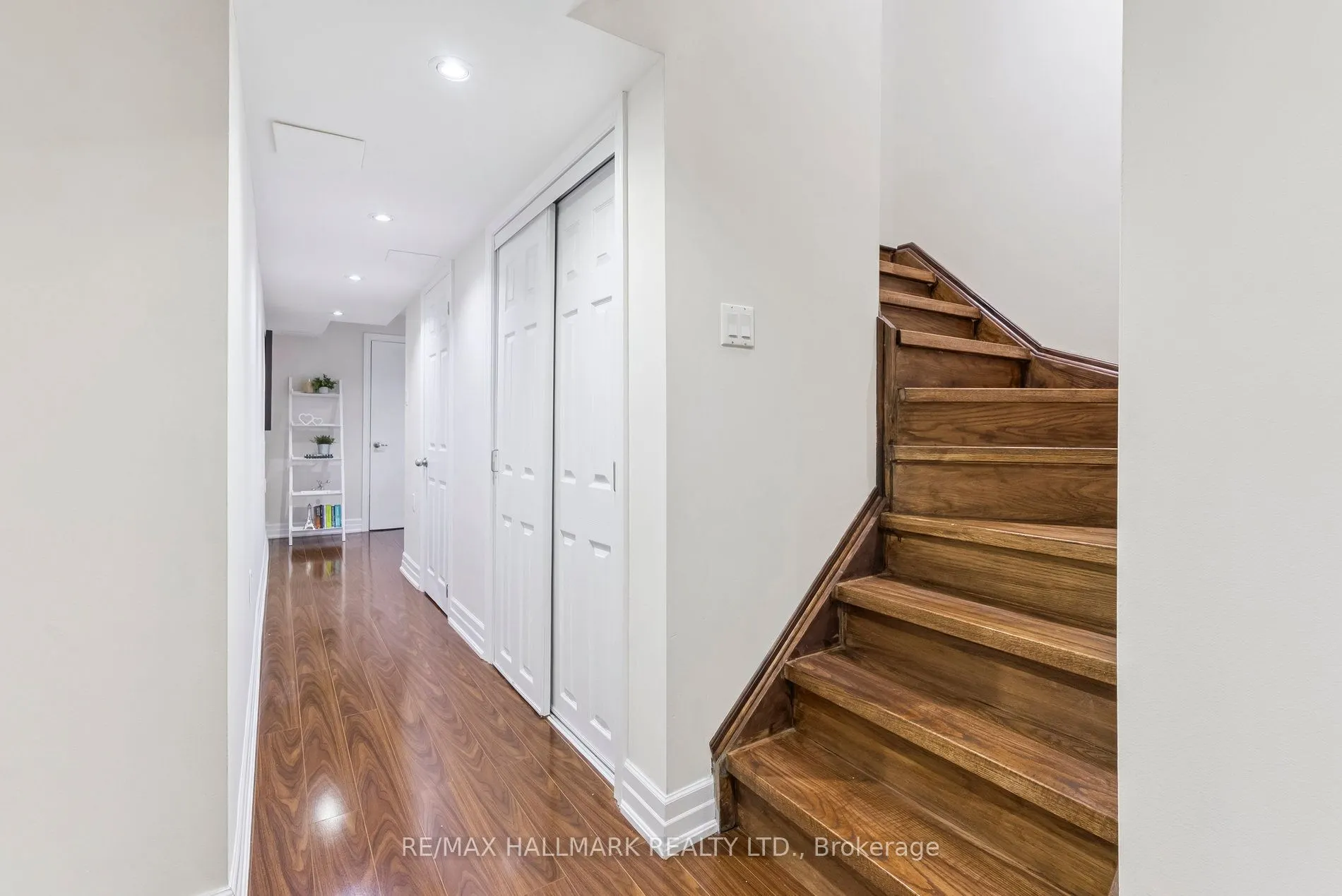 73 Lauderdale Drive