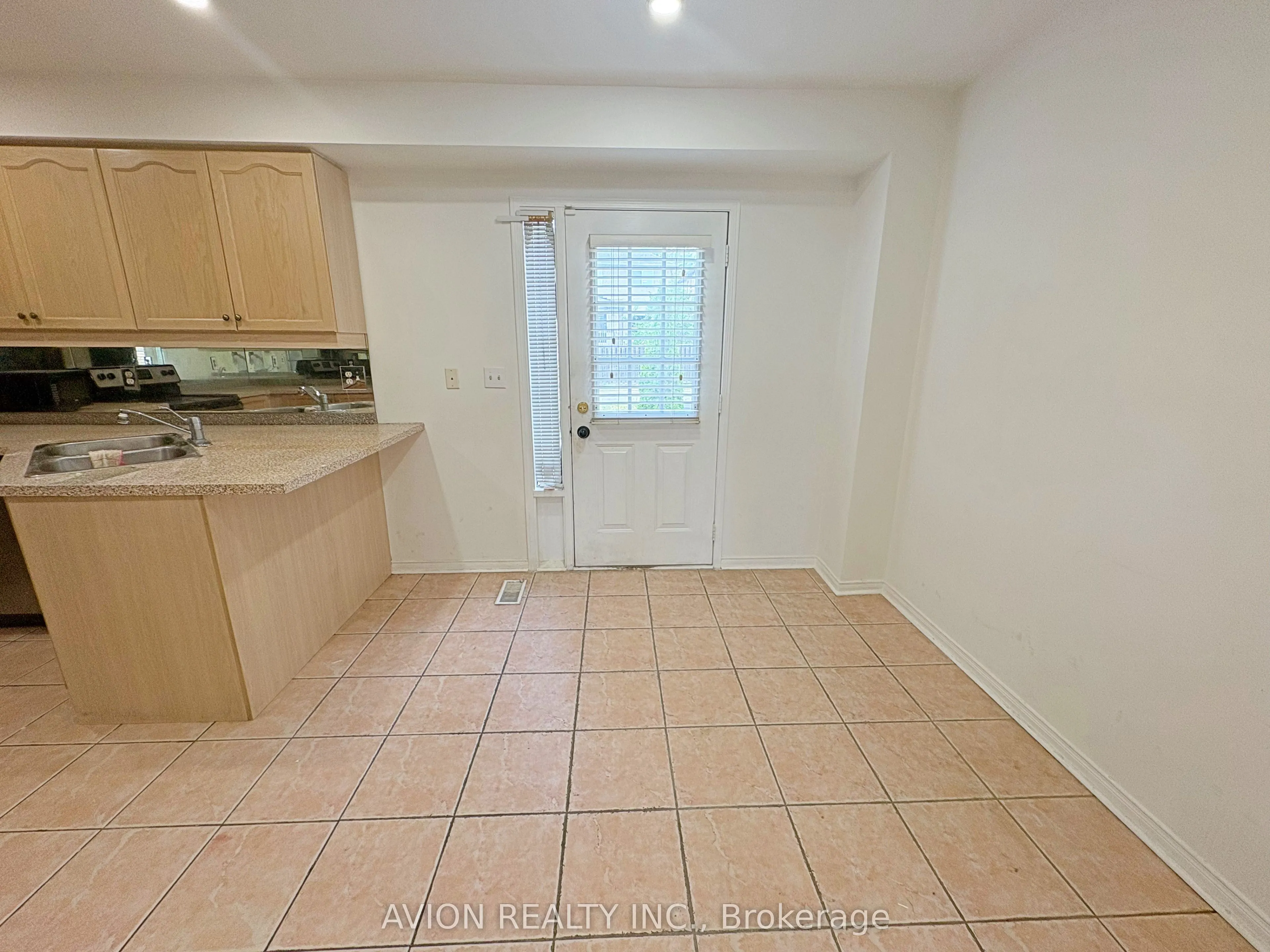 366 Bur Oak Avenue