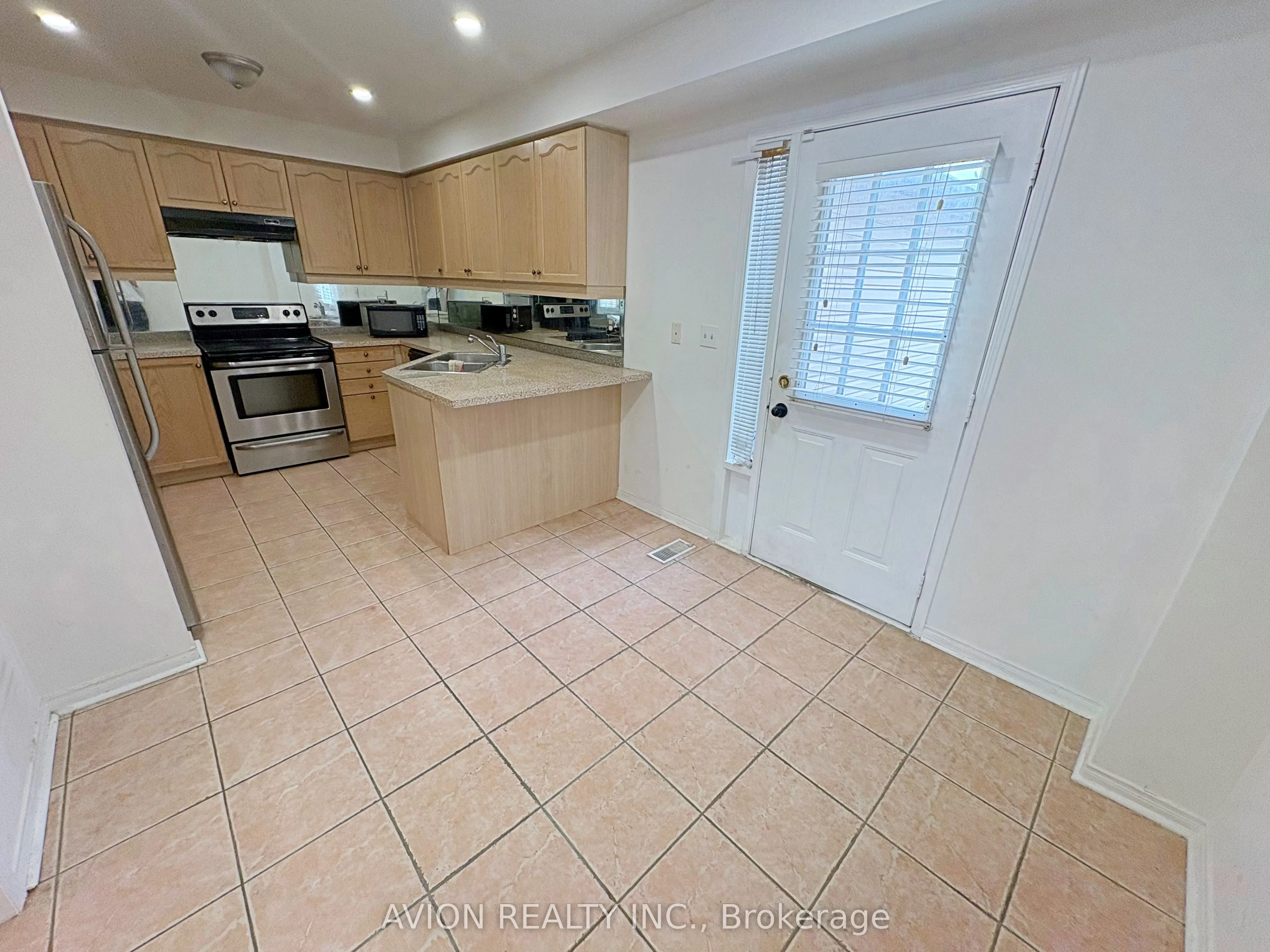 366 Bur Oak Avenue