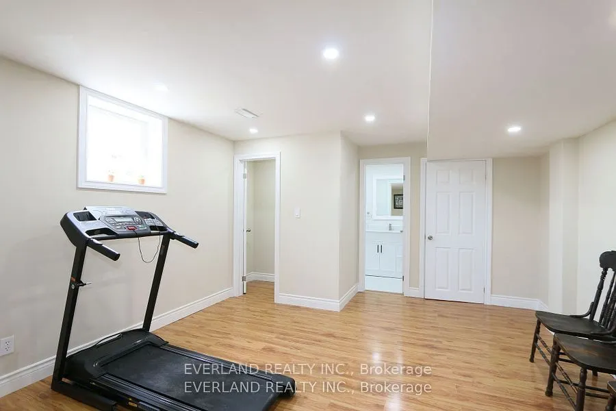 38 Kimberly Court, #Basement
