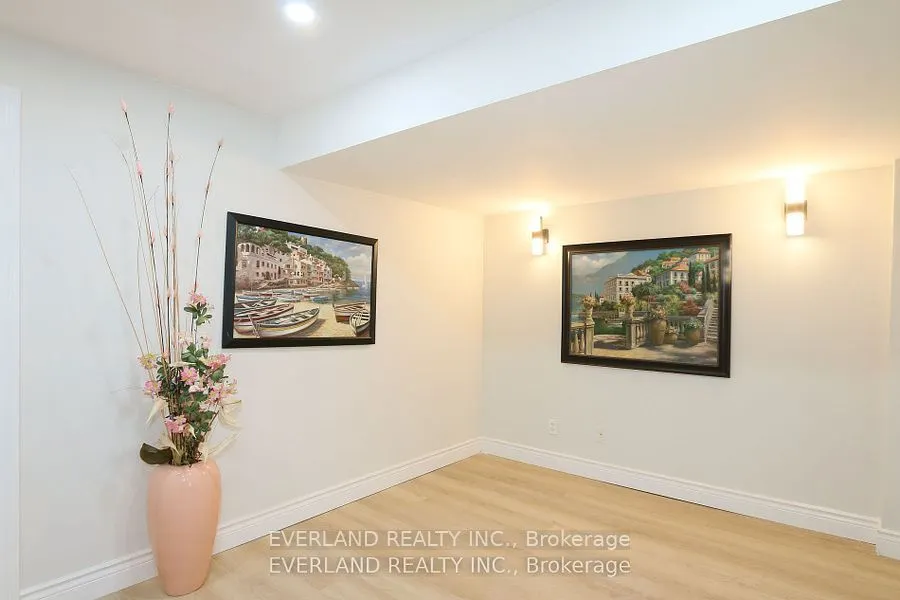 38 Kimberly Court, #Basement