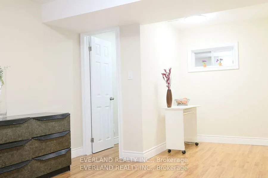 38 Kimberly Court, #Basement