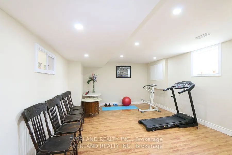 38 Kimberly Court, #Basement