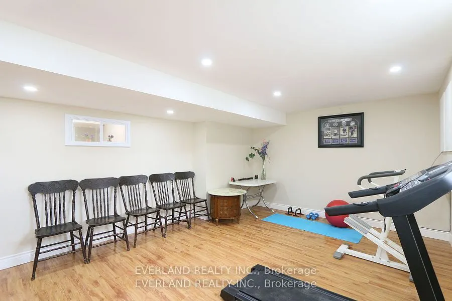 38 Kimberly Court, #Basement
