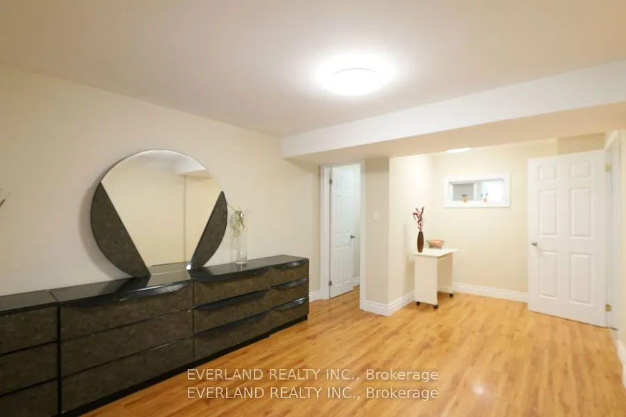 38 Kimberly Court, #Basement