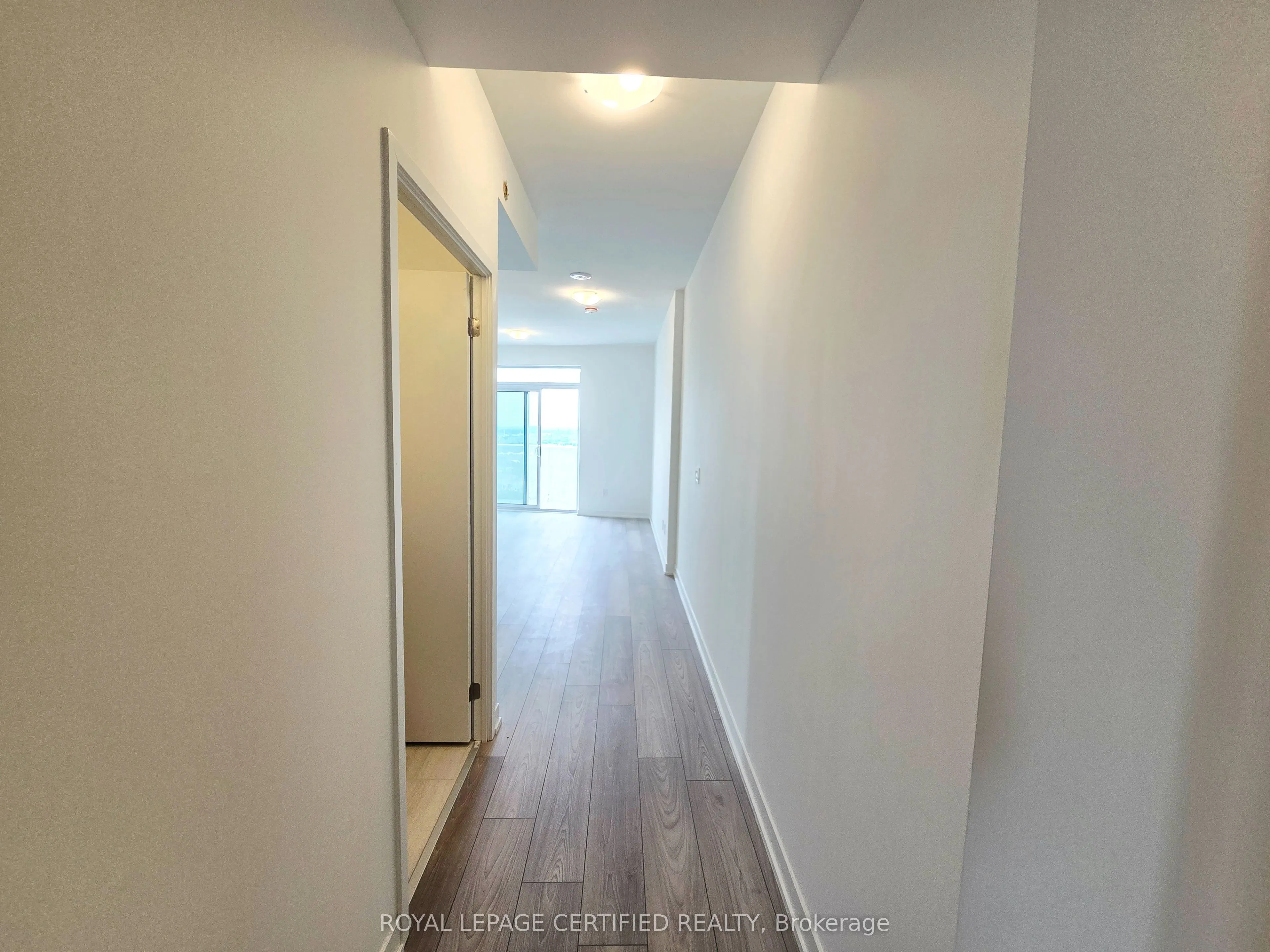 10 Abeja Street, #2609