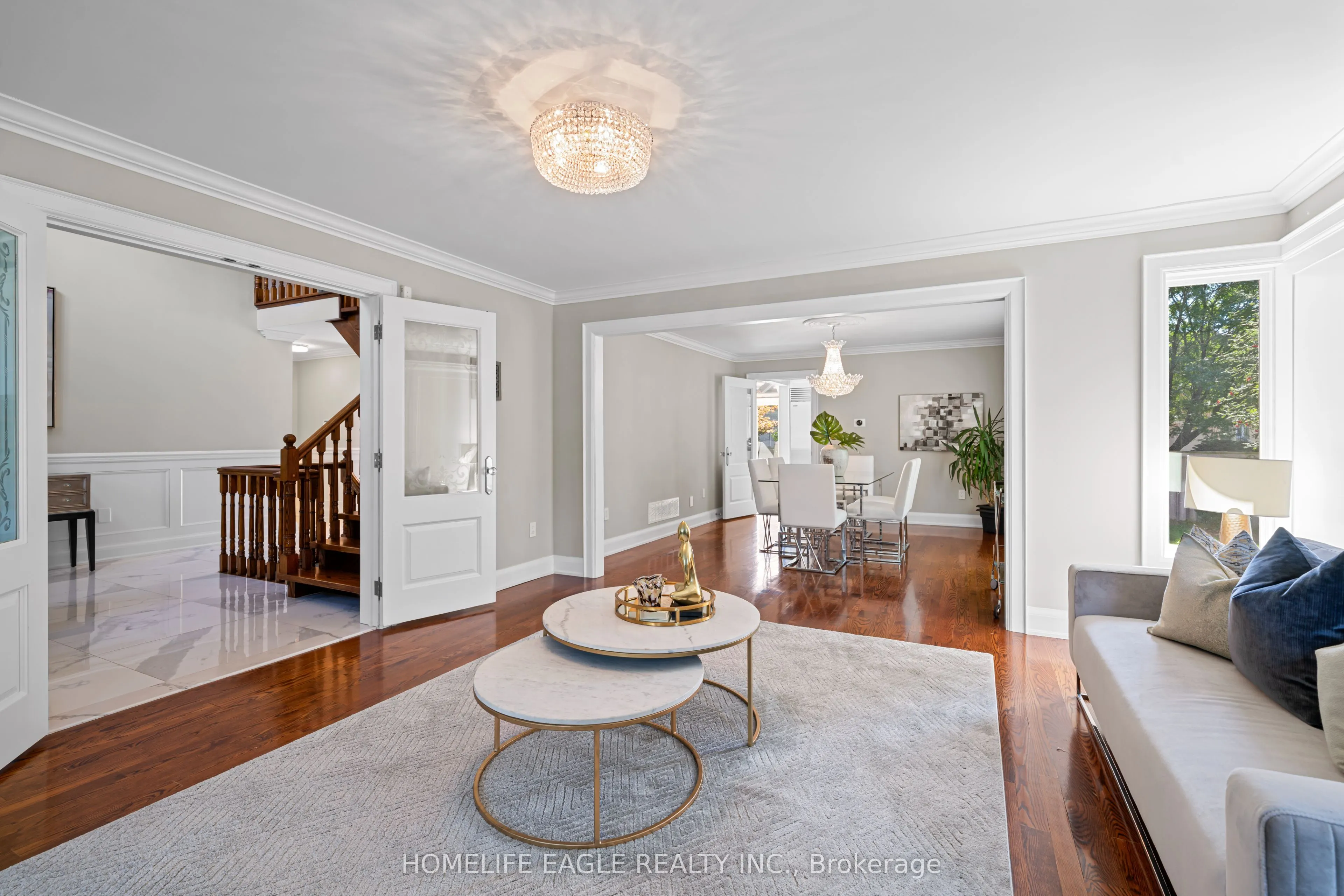 31 Modesto Gardens