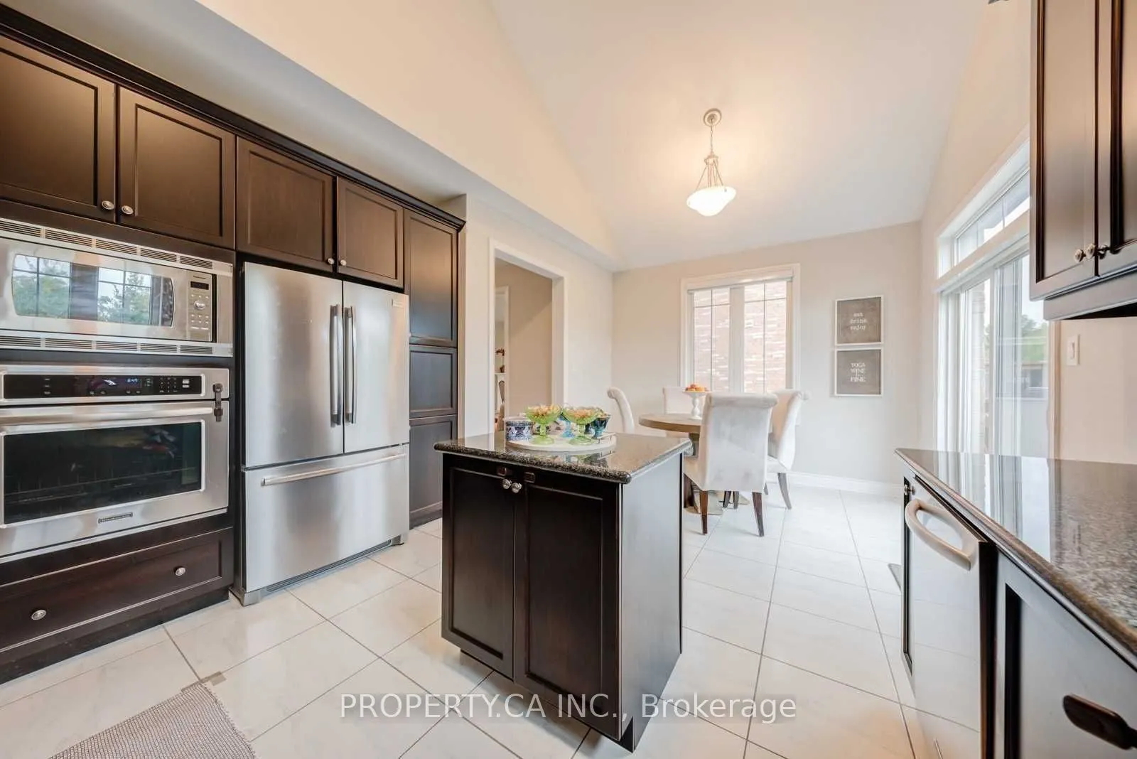552 Valley Vista Drive