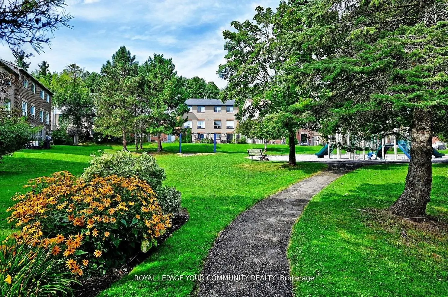304 Maciver Boulevard, #11