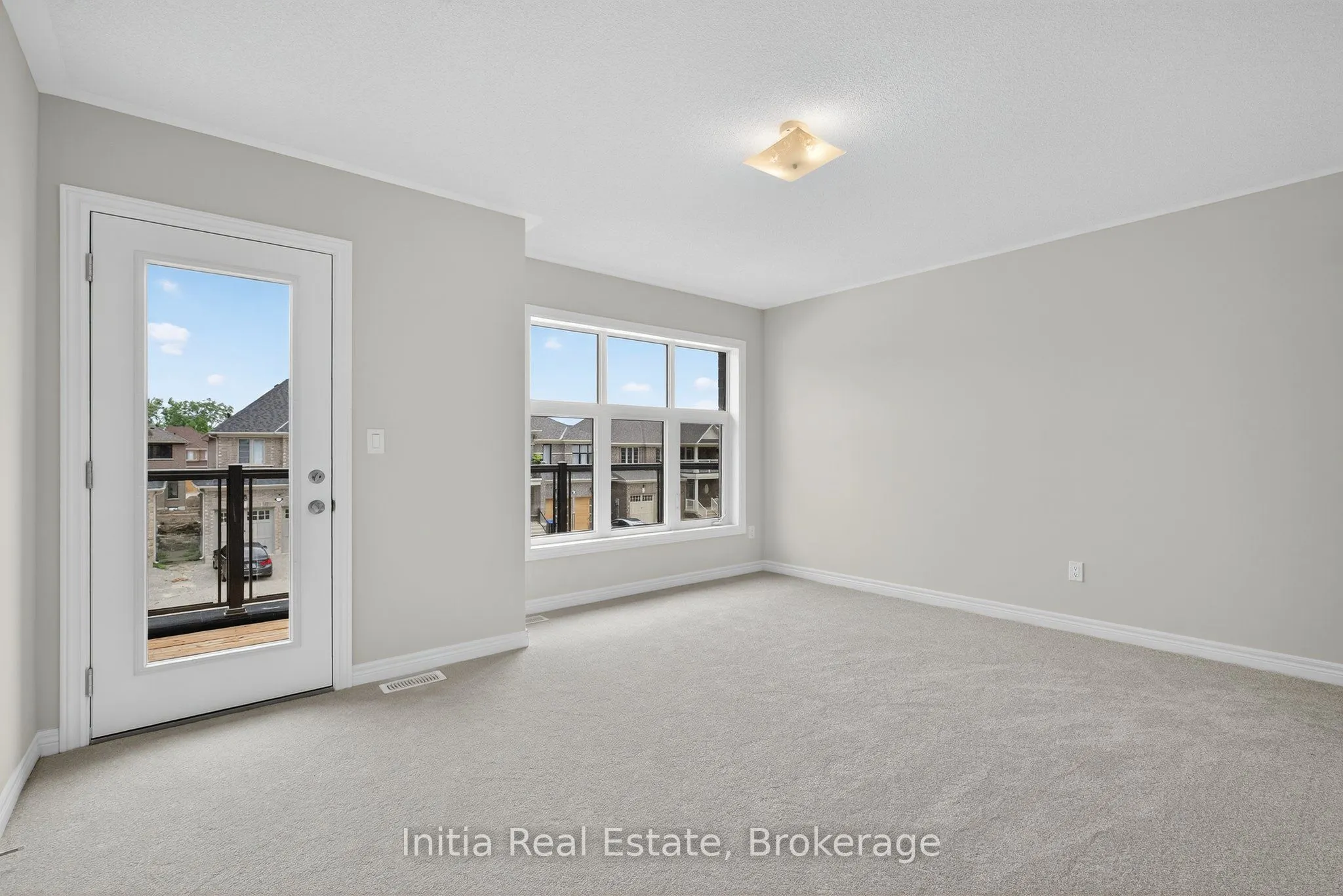 1474 Davis Loop Circle