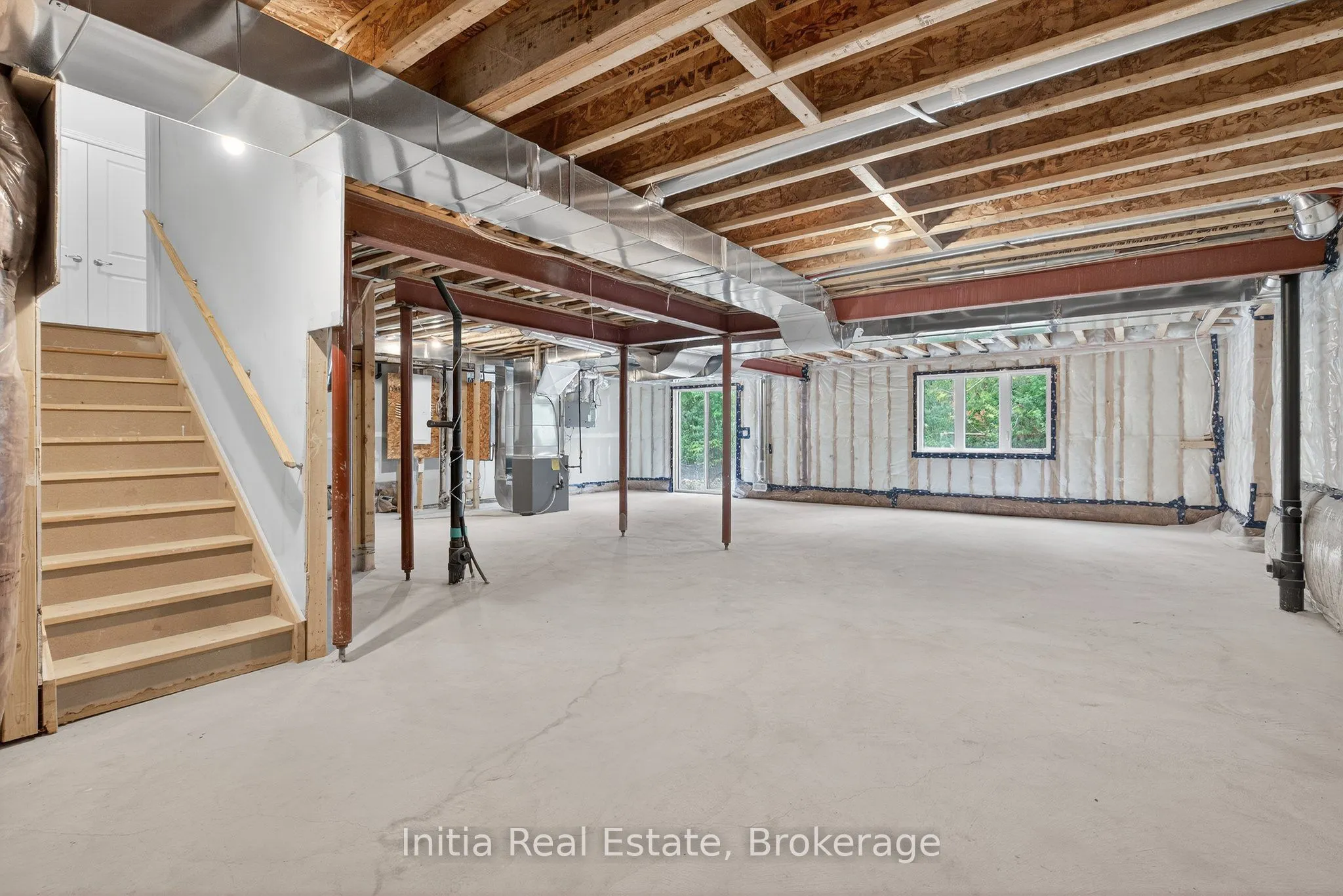 1474 Davis Loop Circle