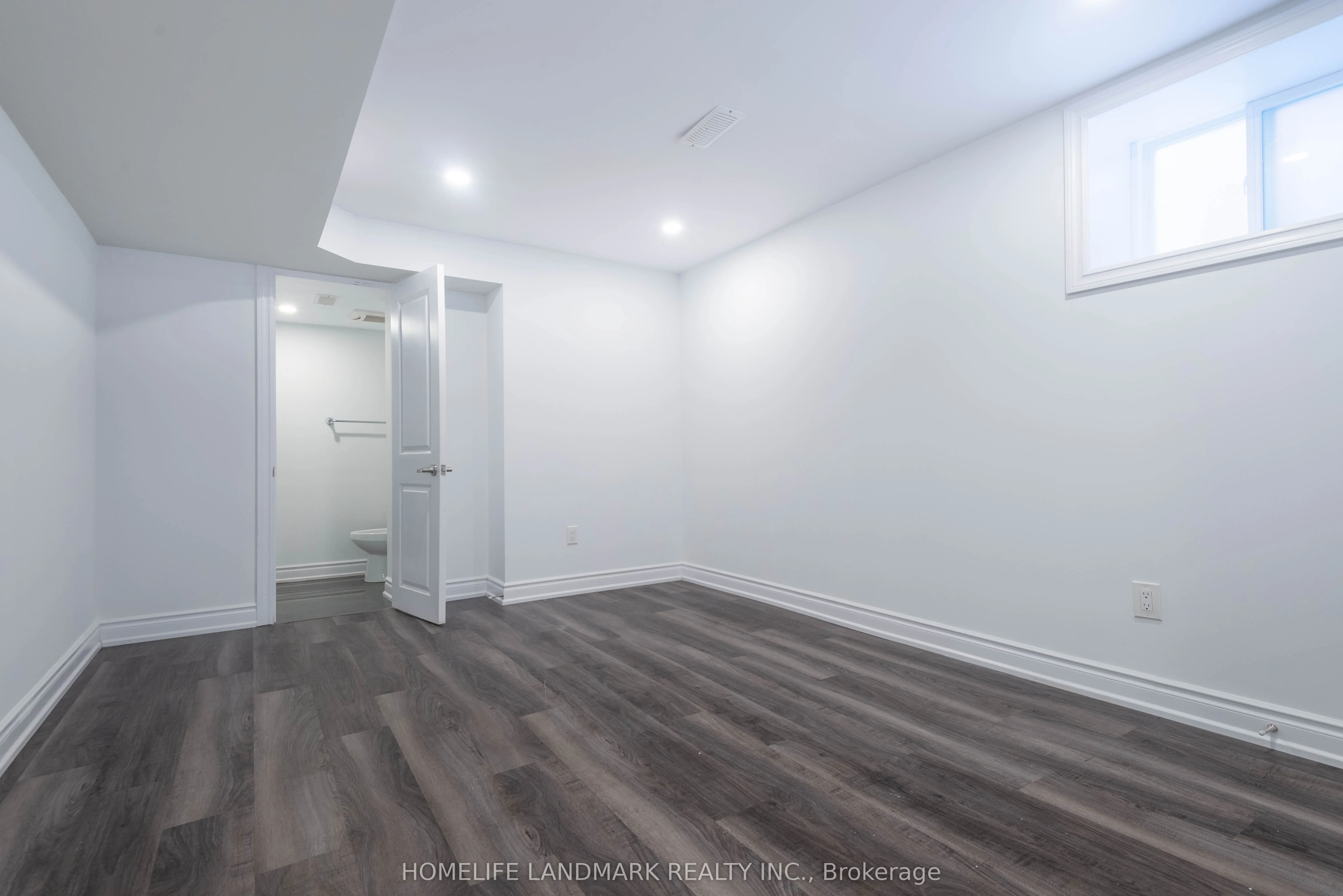 34 Orwell Drive, #BASEMENT UNIT