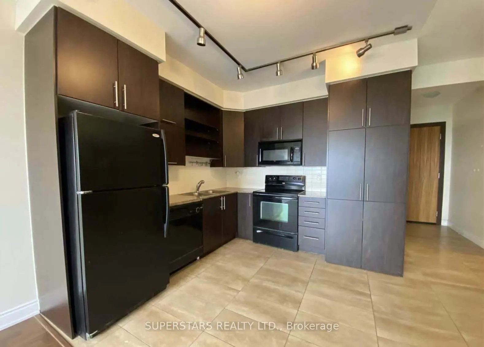 60 Town Centre Boulevard S, #1702
