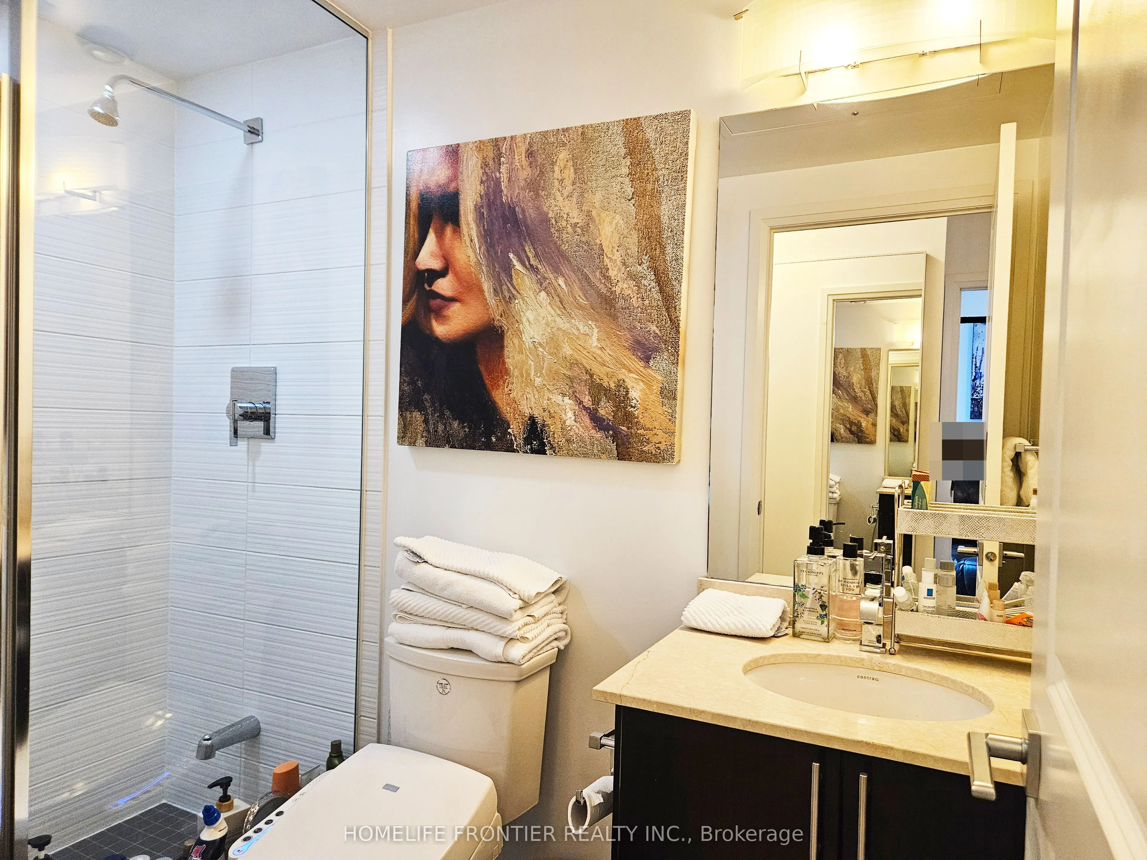 7165 Yonge Street, #826