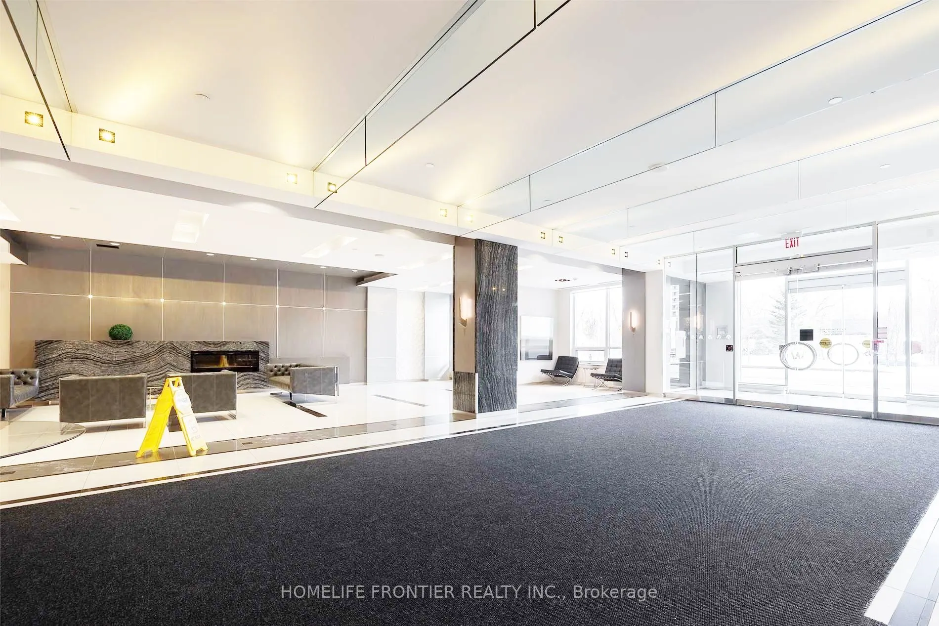 7165 Yonge Street, #826