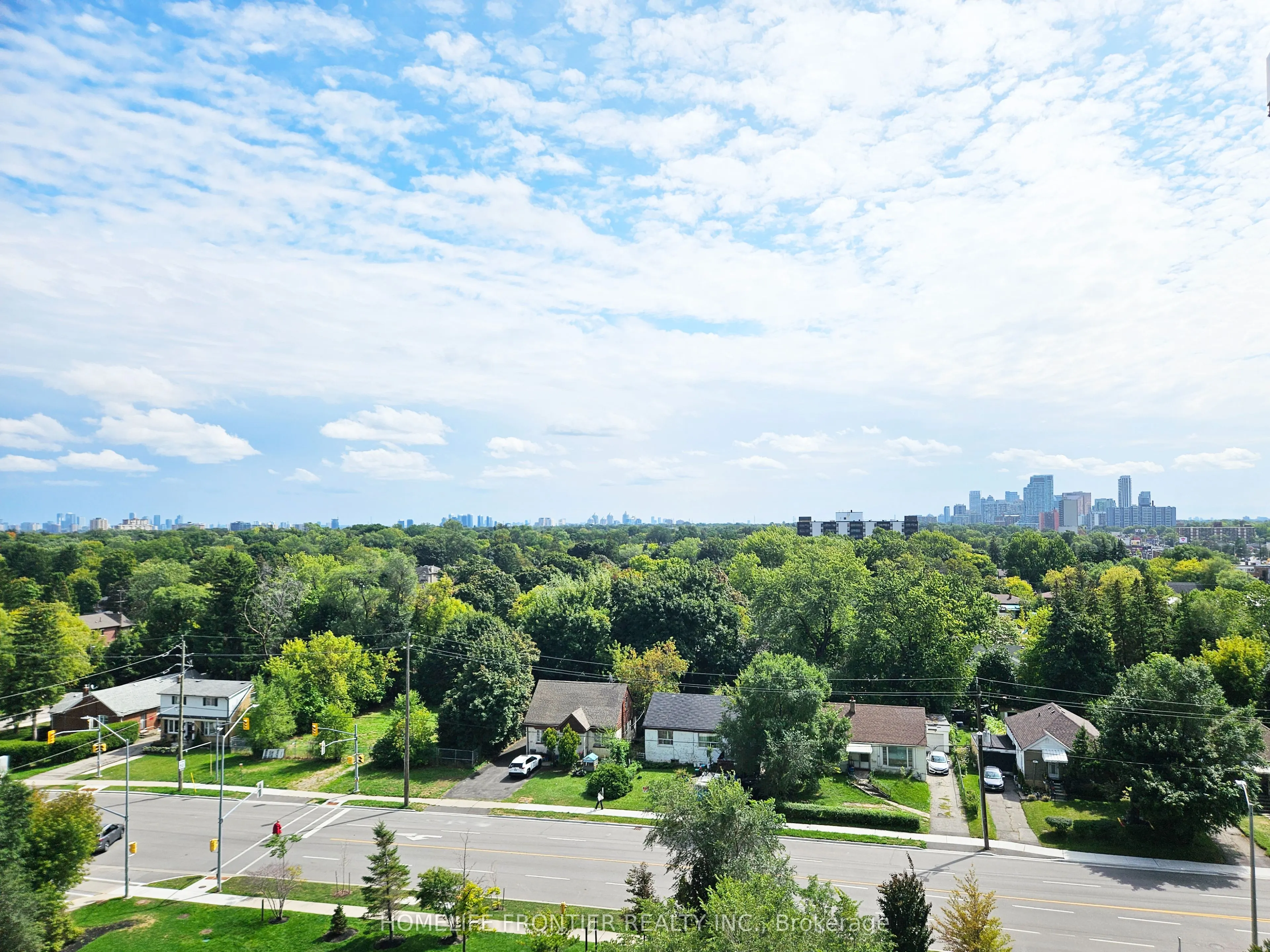 7165 Yonge Street, #826