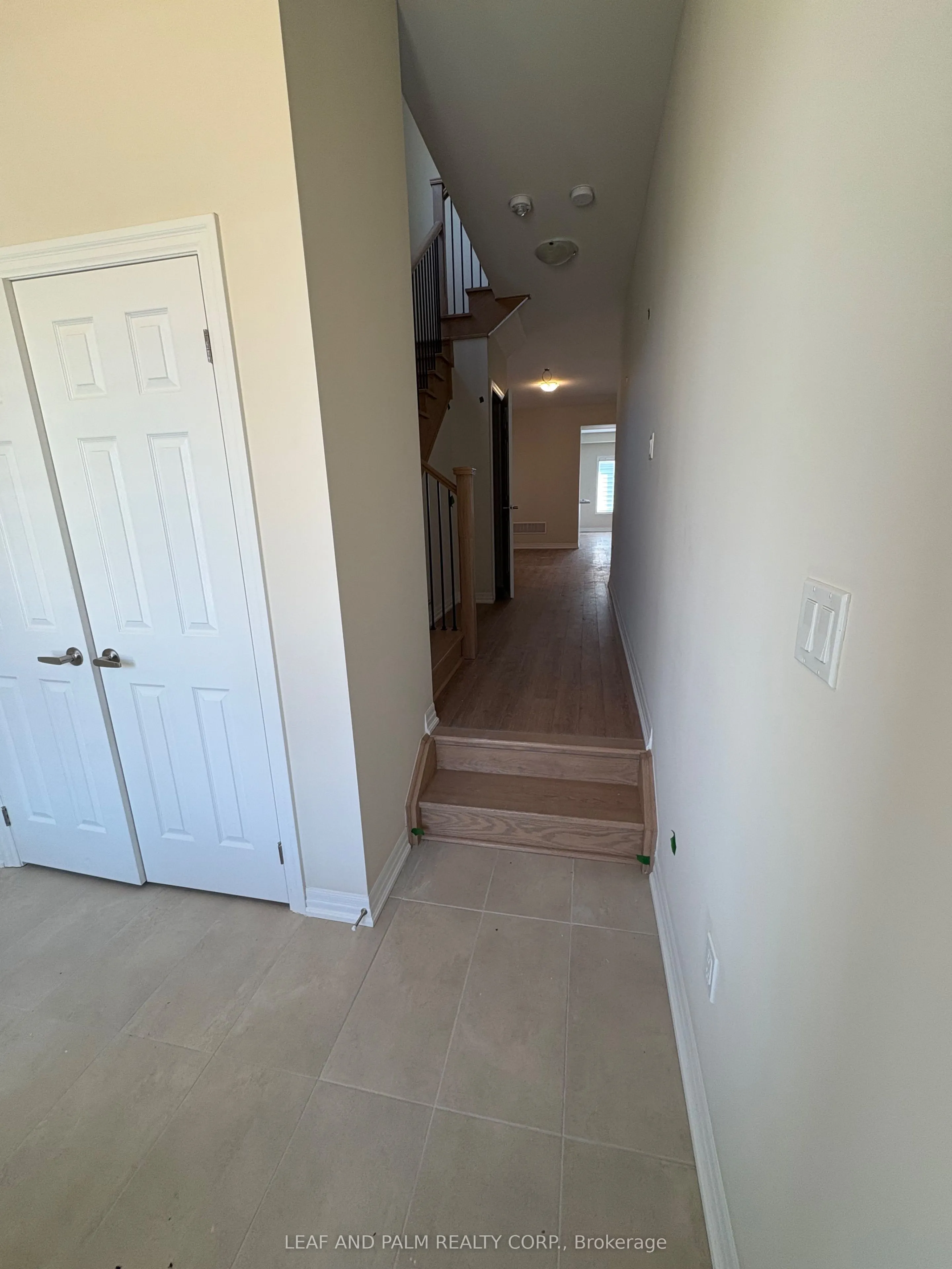 42 Donald Ingram Crescent