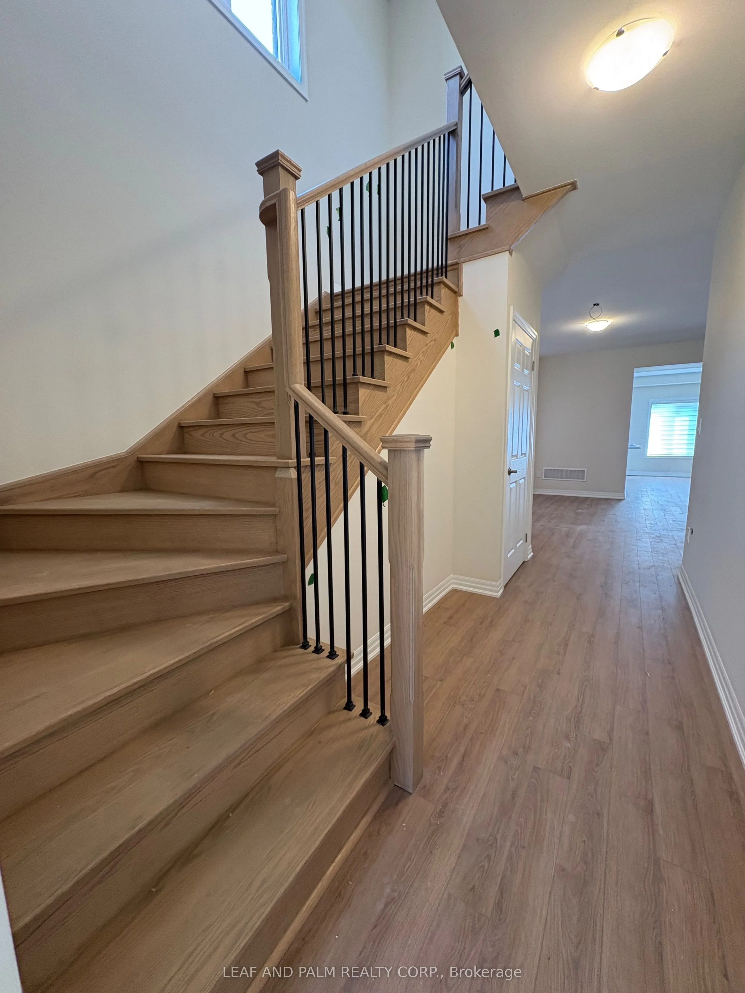 42 Donald Ingram Crescent