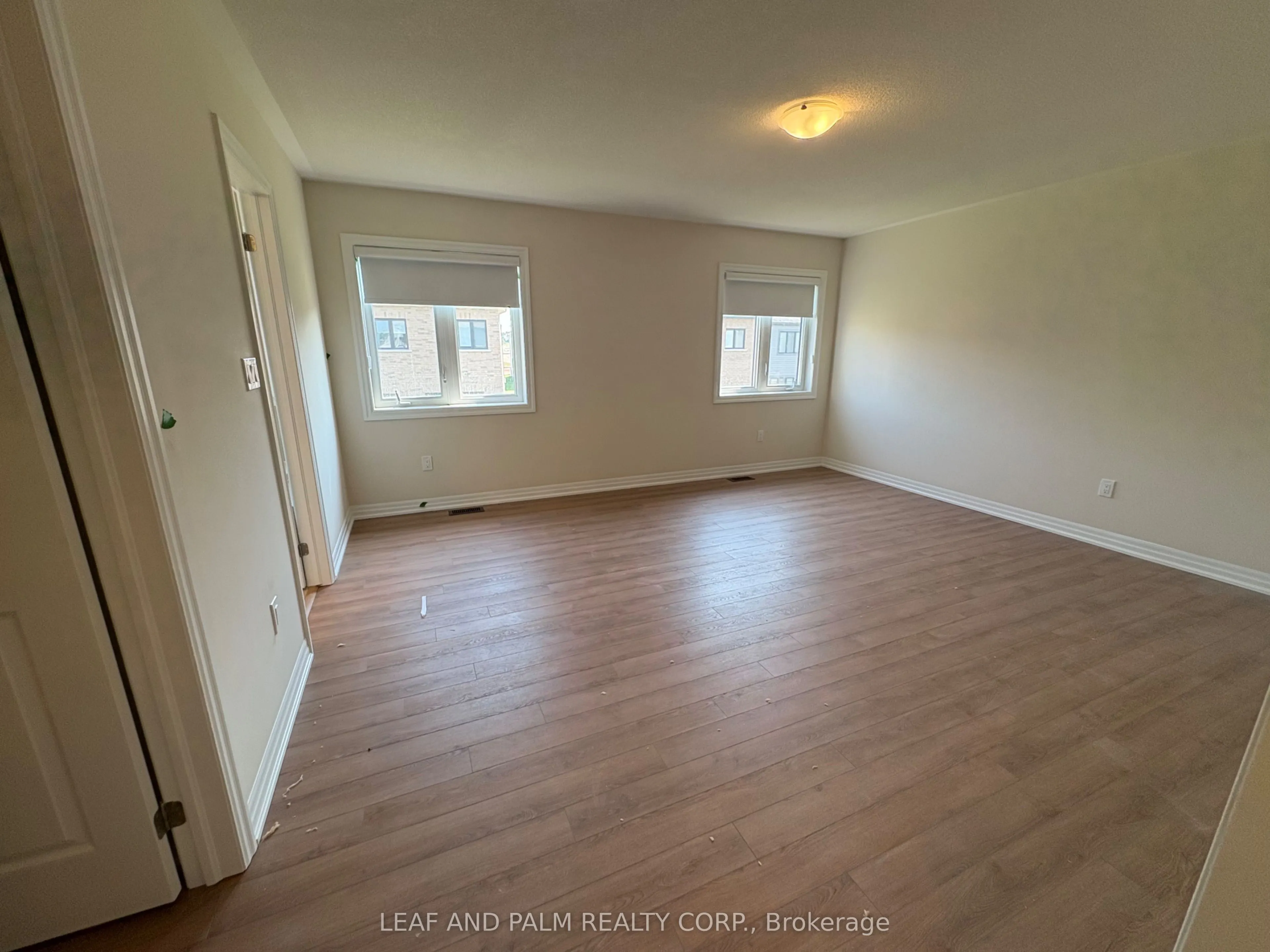42 Donald Ingram Crescent