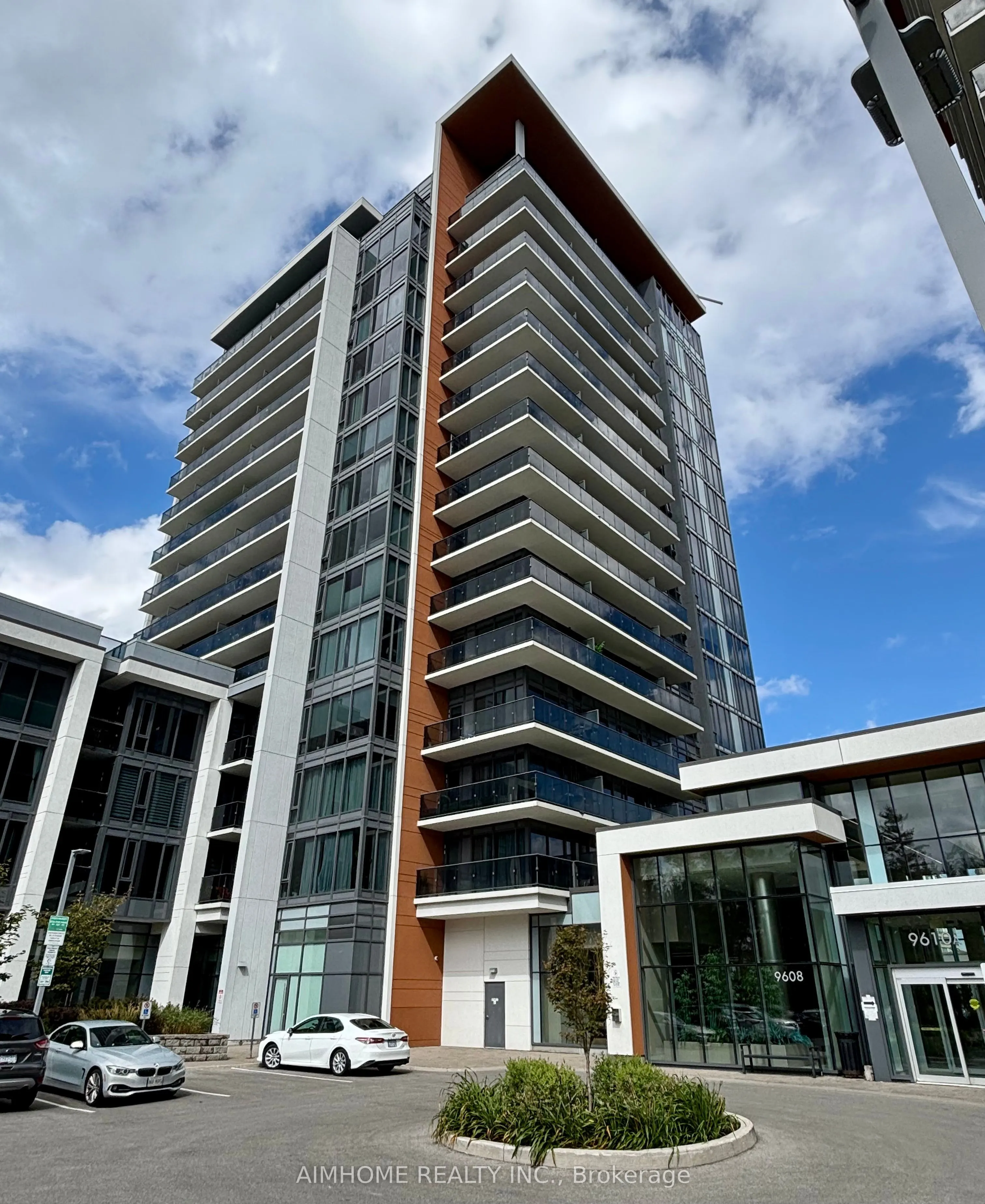9608 Yonge Street, #1111A