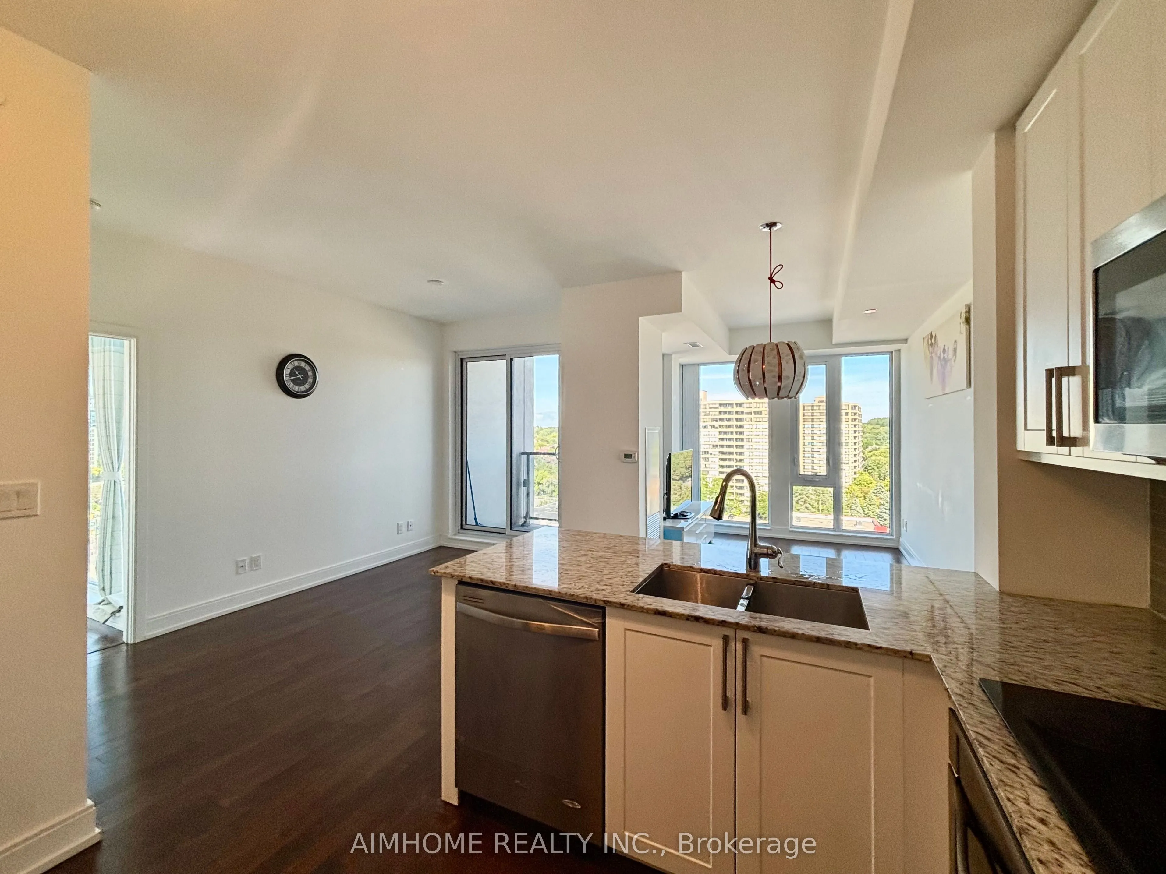 9608 Yonge Street, #1111A
