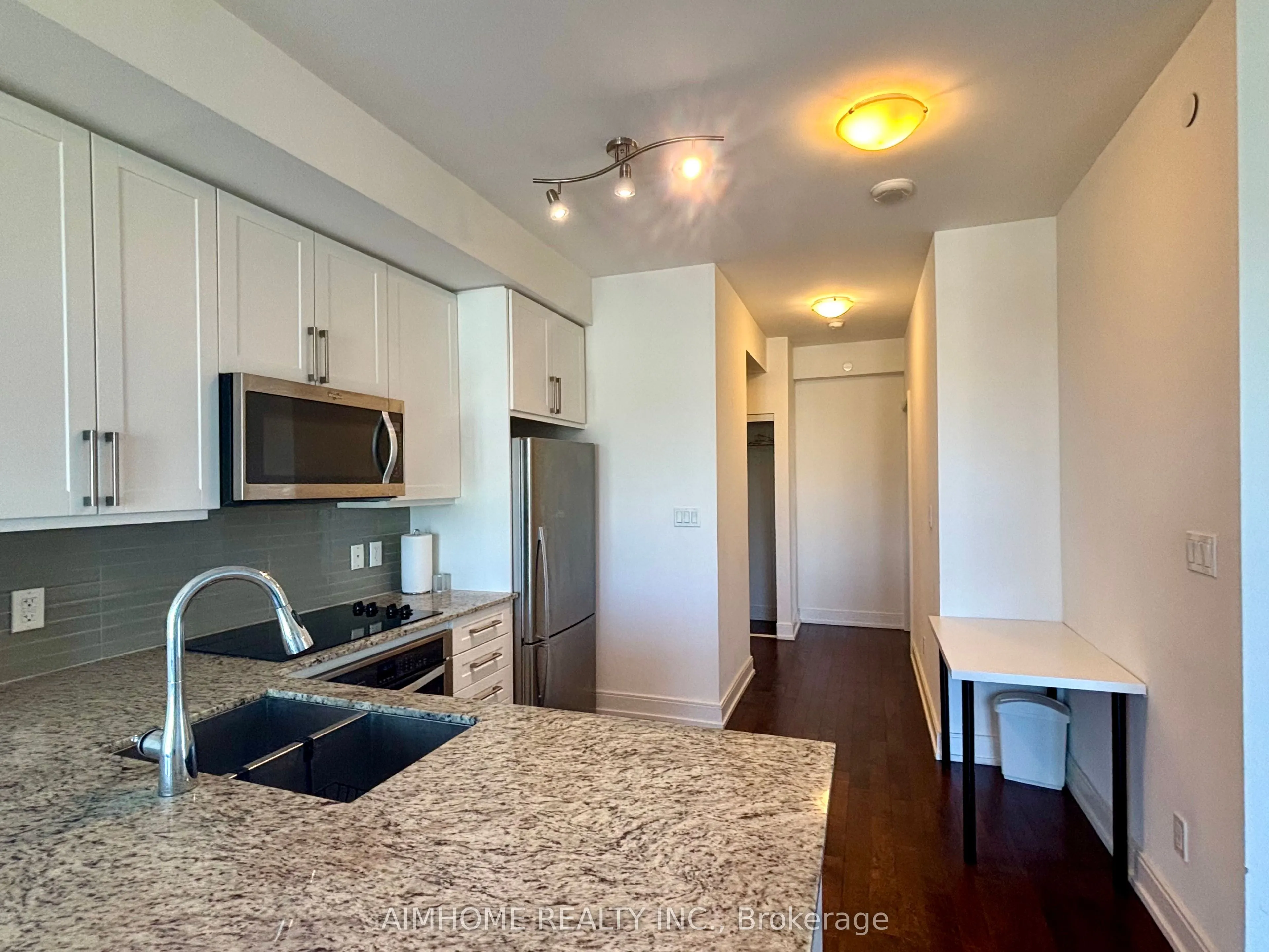 9608 Yonge Street, #1111A