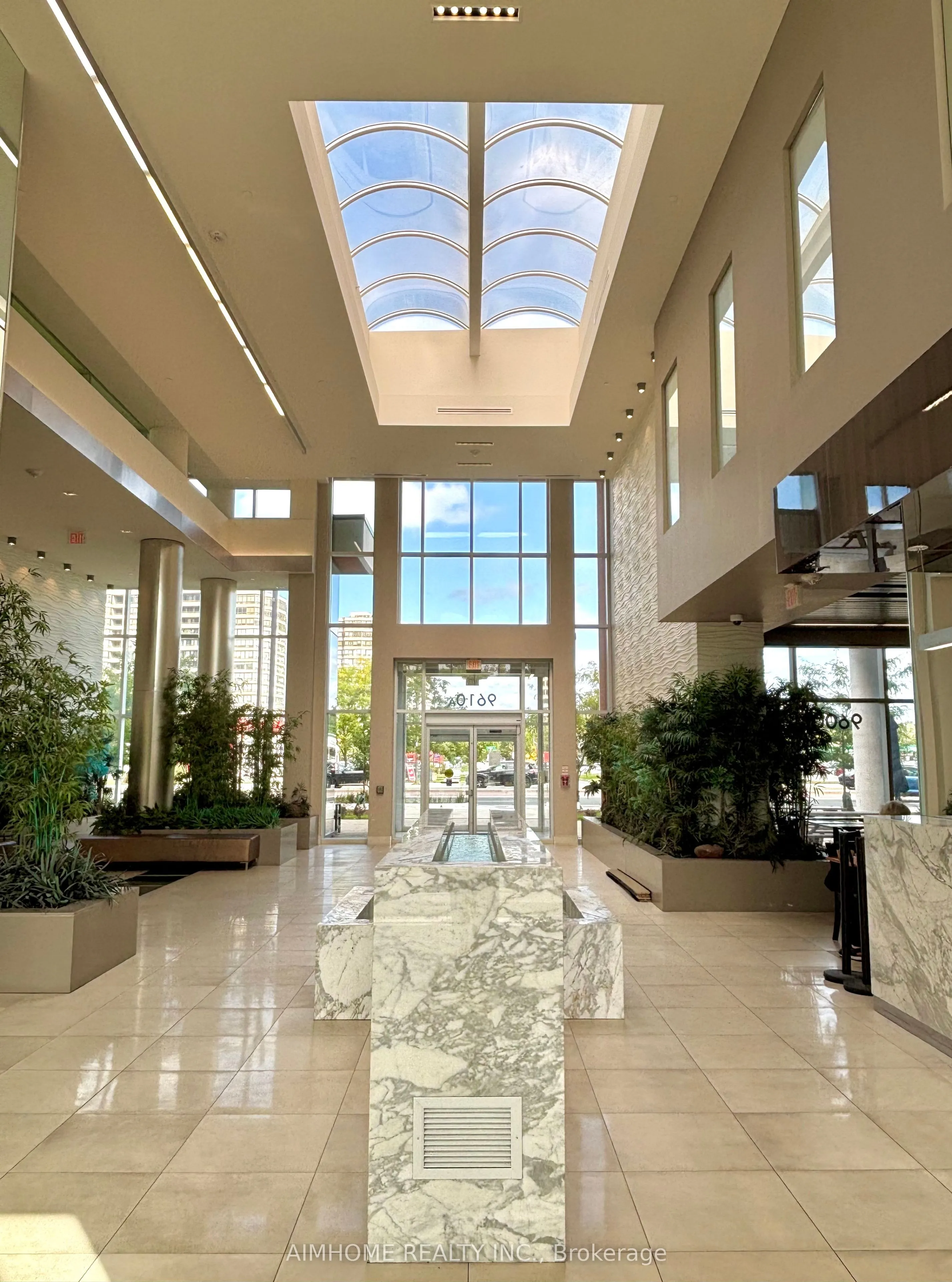 9608 Yonge Street, #1111A