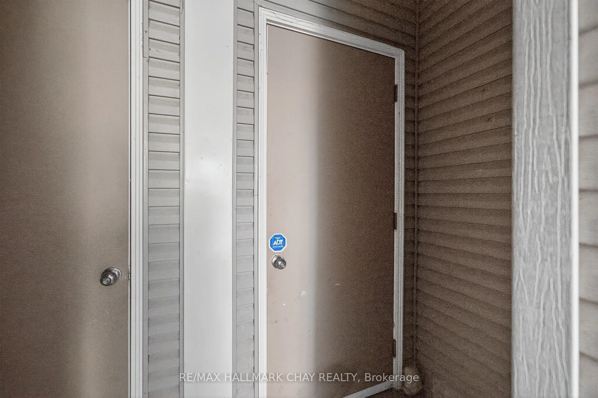 1182 Booth Avenue