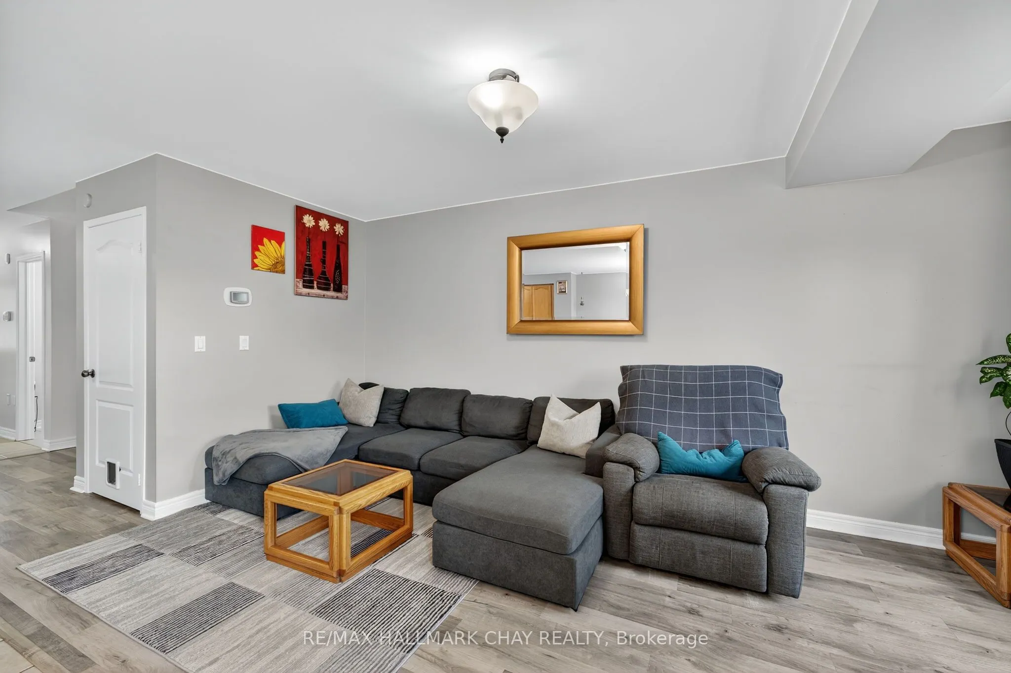 1182 Booth Avenue
