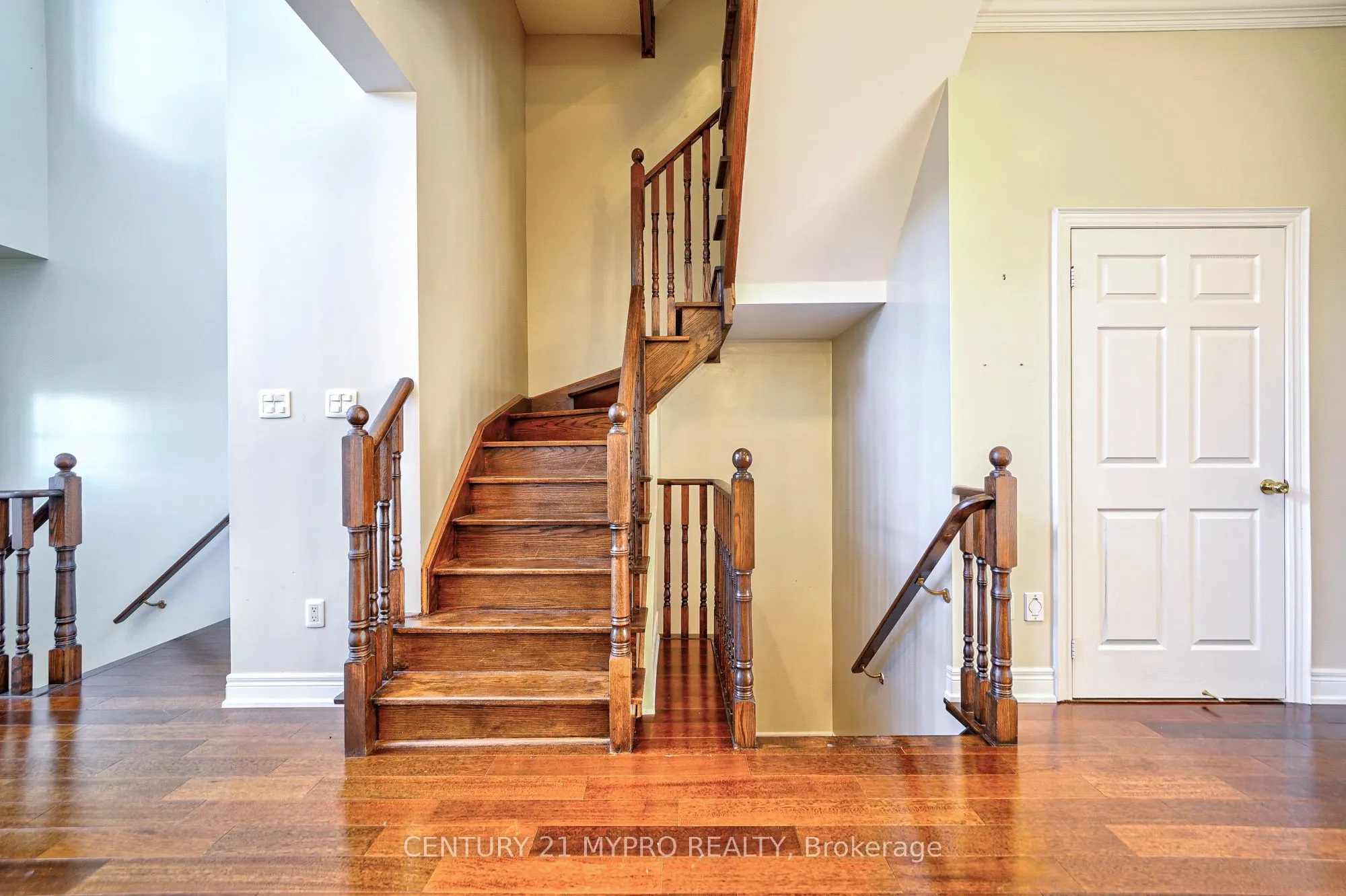 43 Rouge Valley Drive