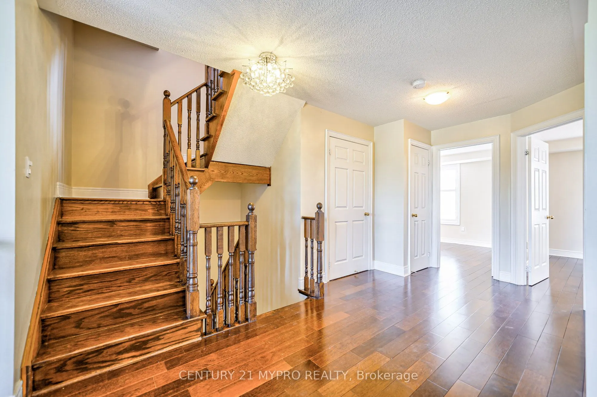 43 Rouge Valley Drive