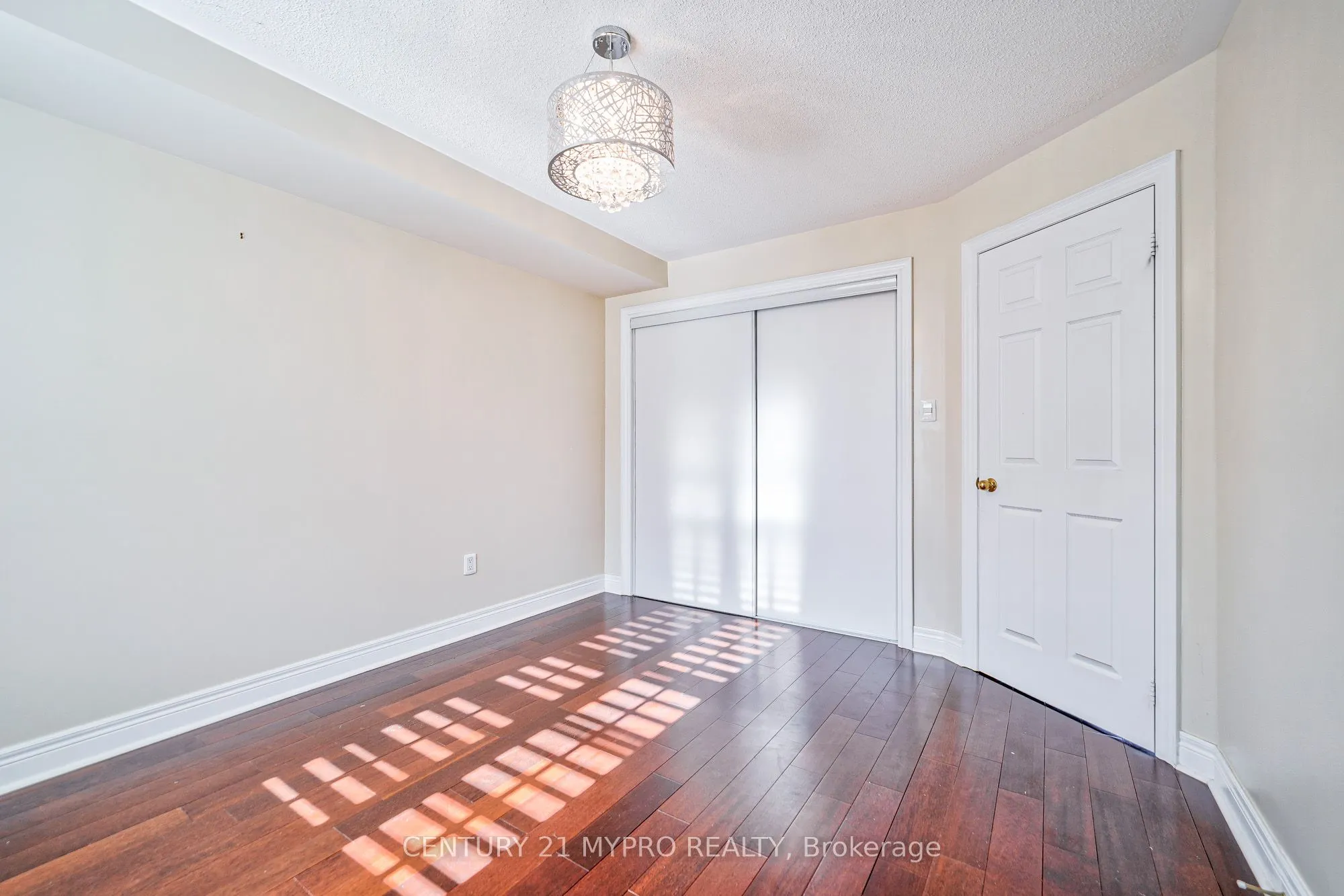 43 Rouge Valley Drive