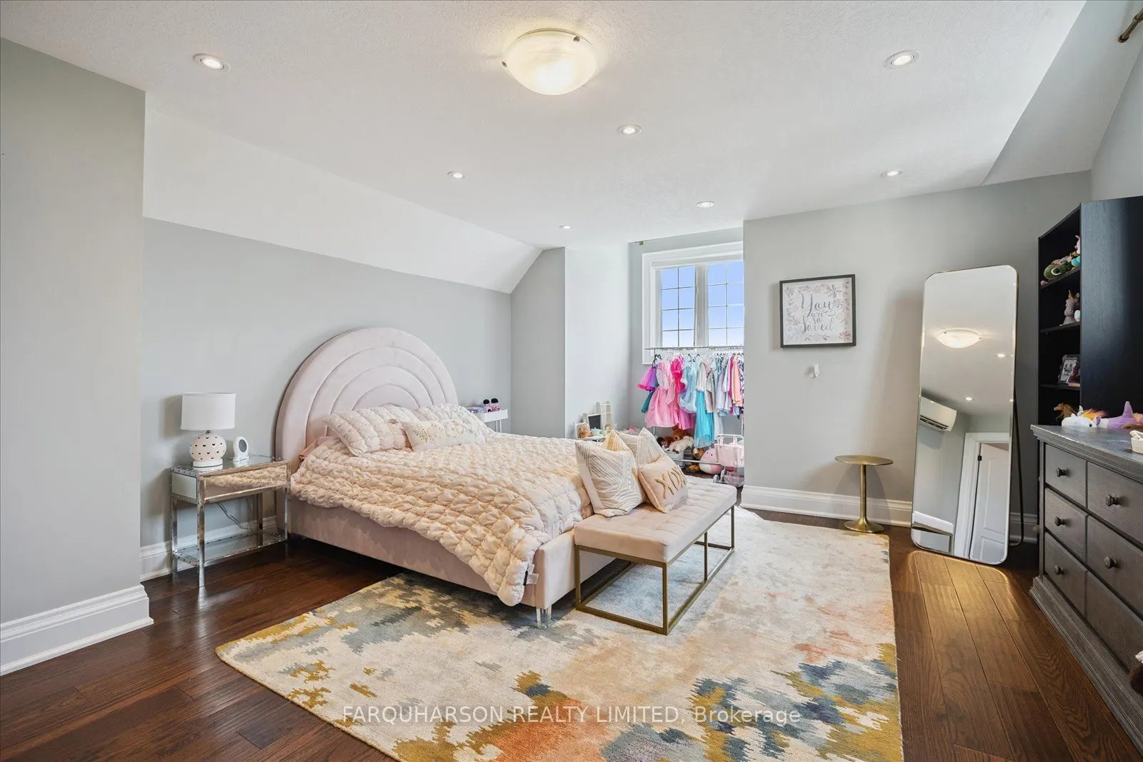 28 Wyndance Way