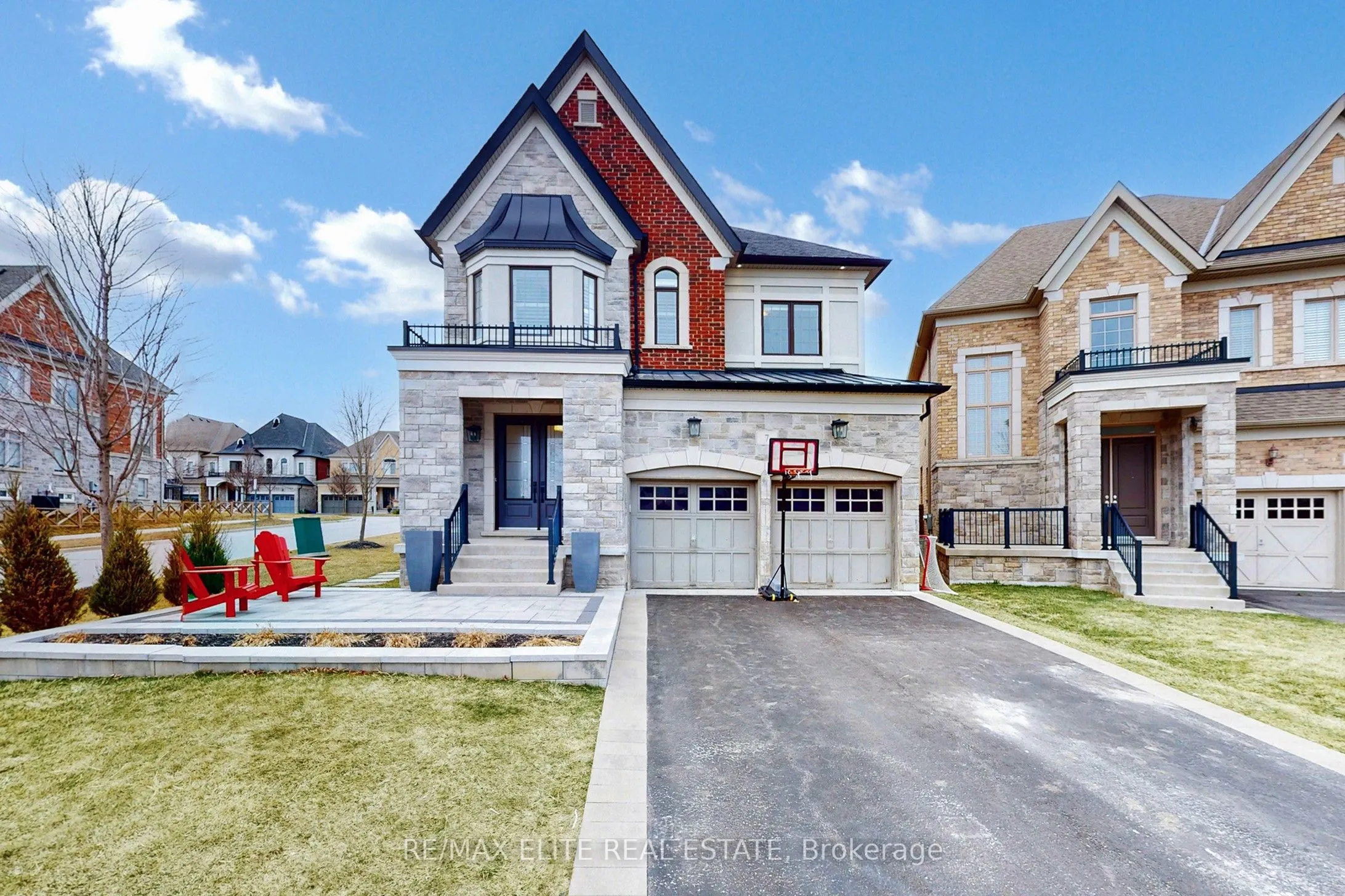 7 Colyton Court