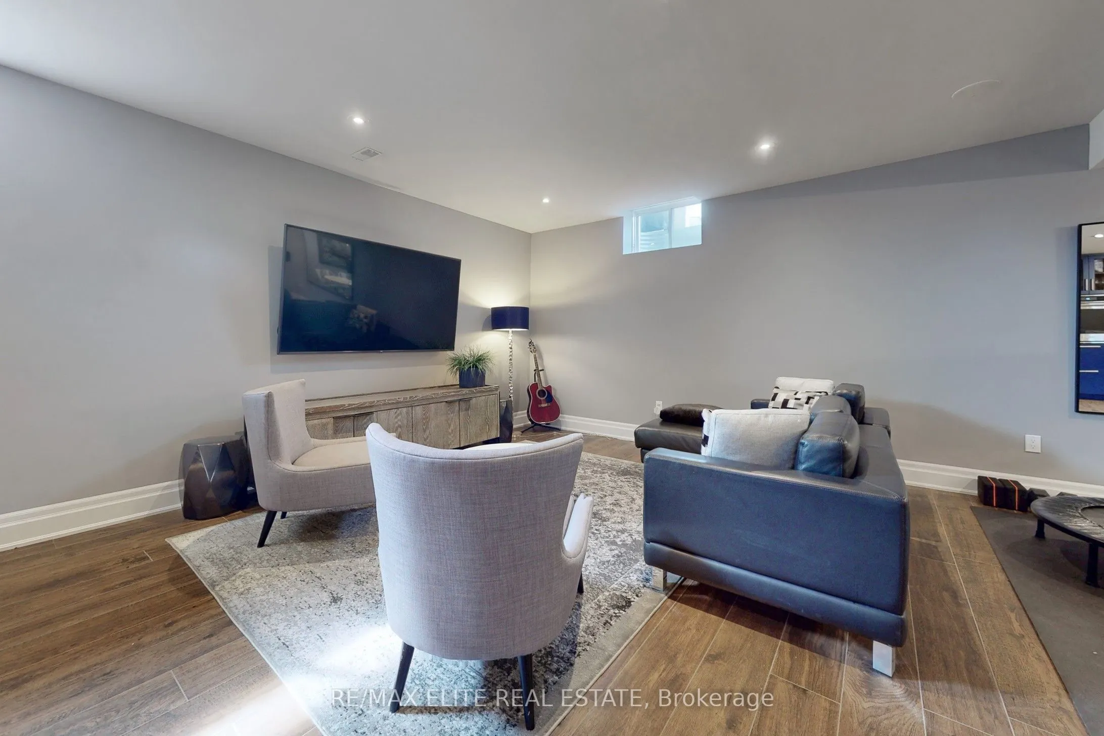 7 Colyton Court