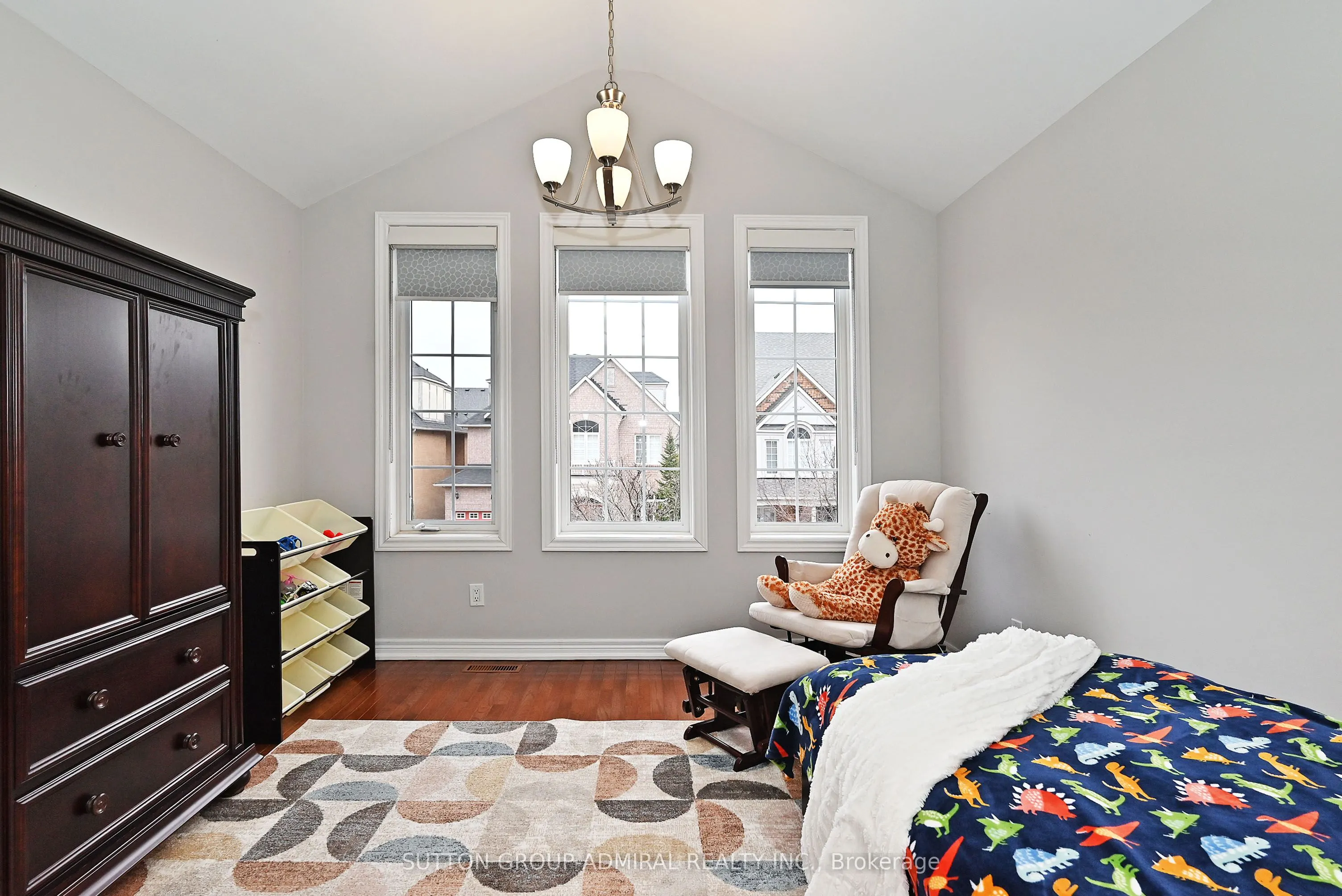 32 Seabreeze Avenue