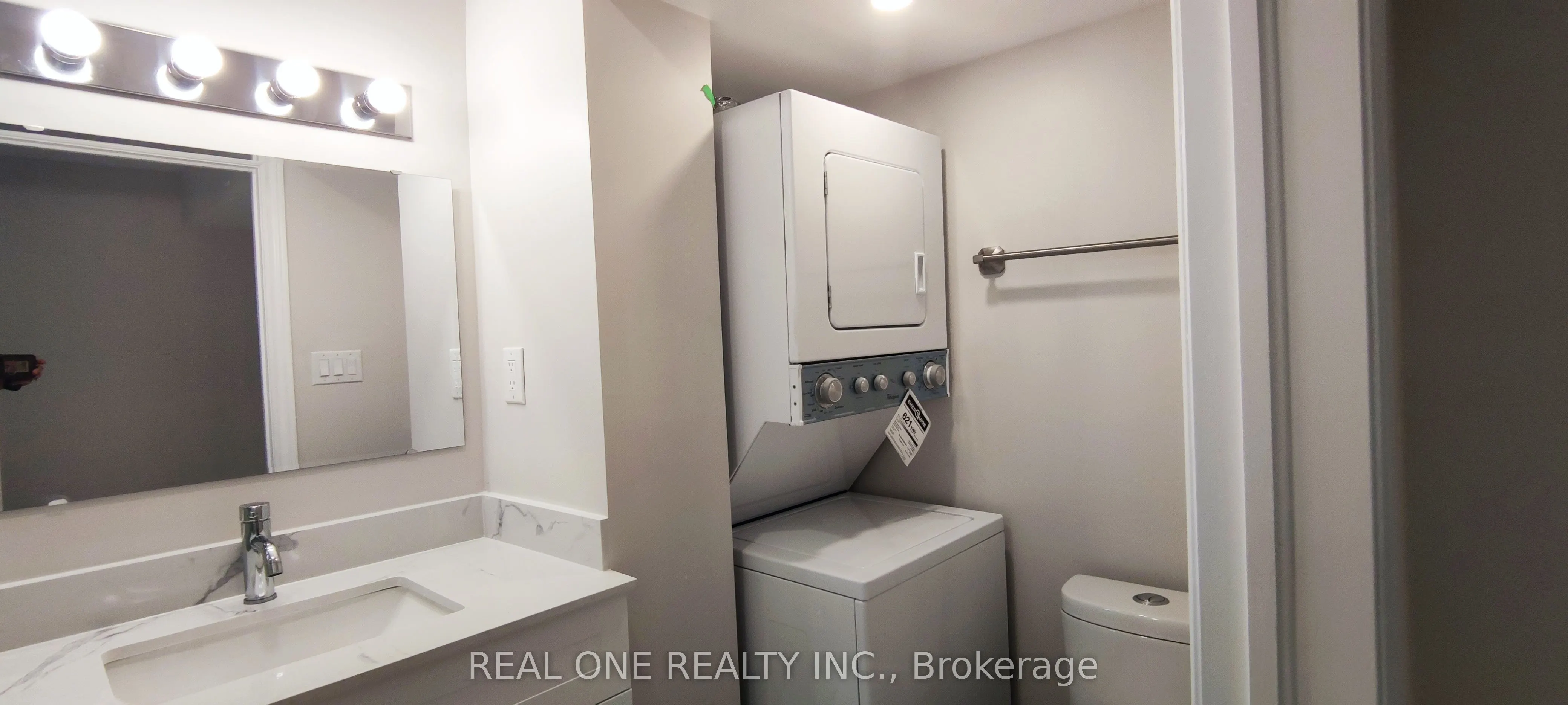 22 Cloverridge Avenue, #Bsmt B