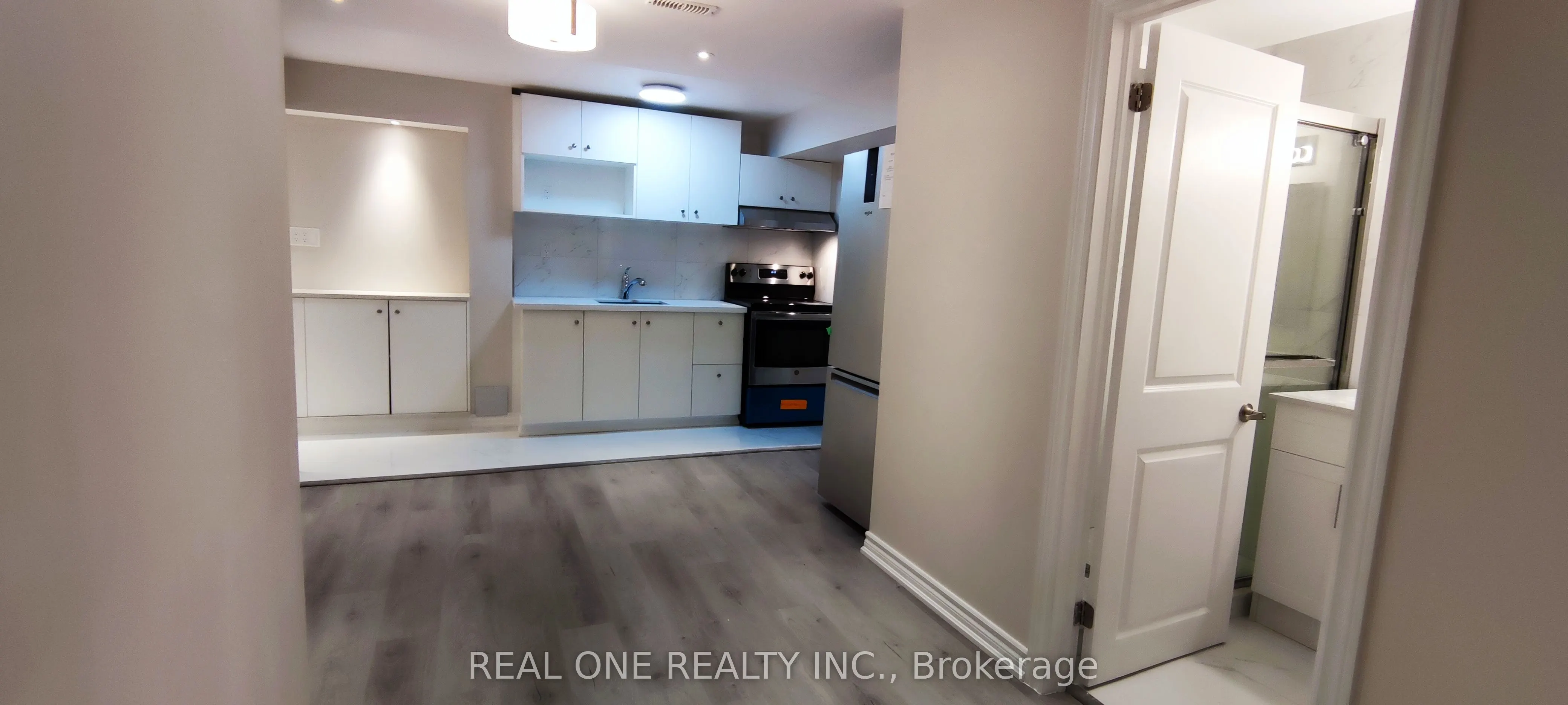22 Cloverridge Avenue, #Bsmt B