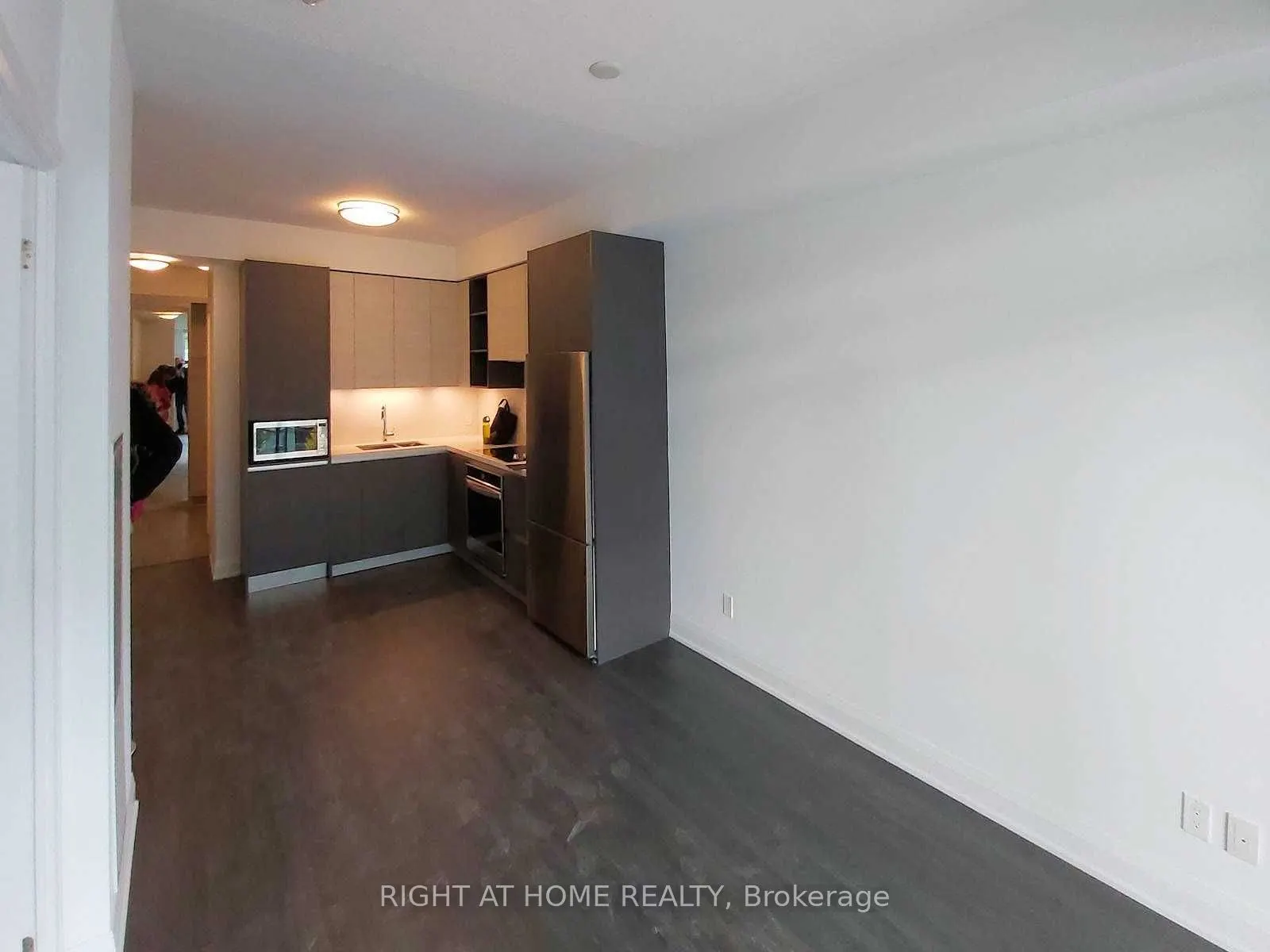 398 Highway 7 Avenue E, #508