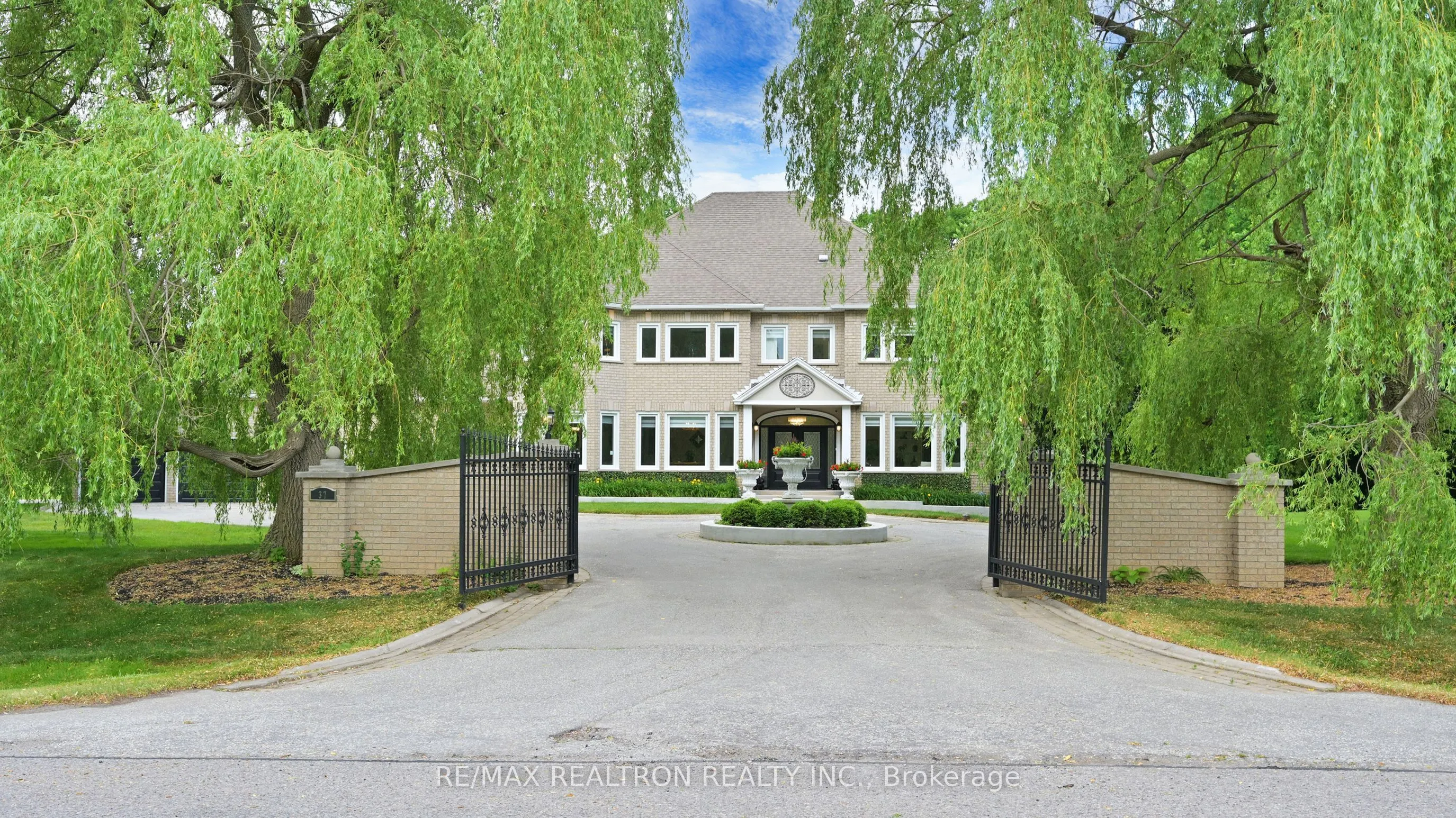 37 Offord Crescent