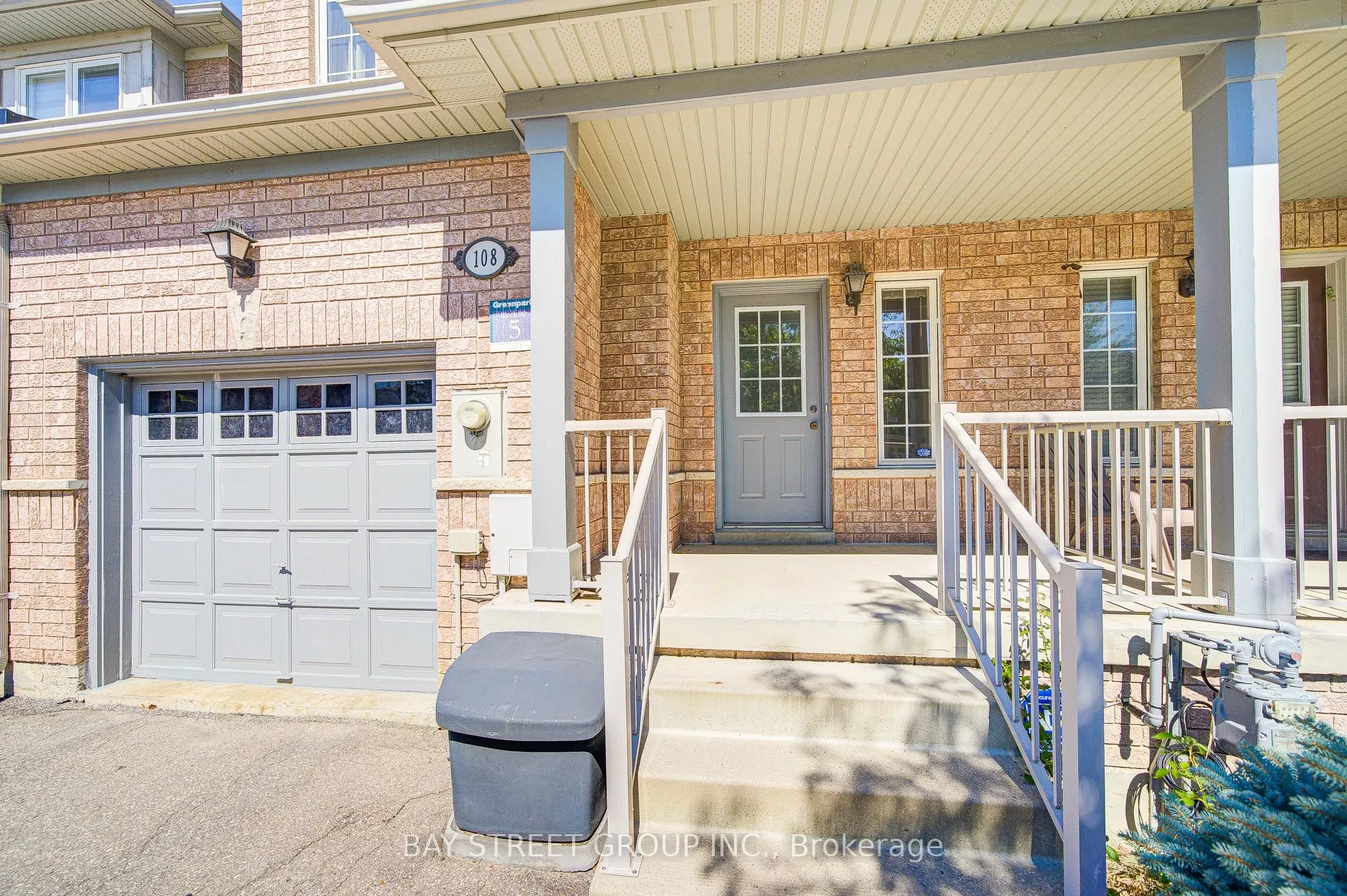 108 Rideau Drive